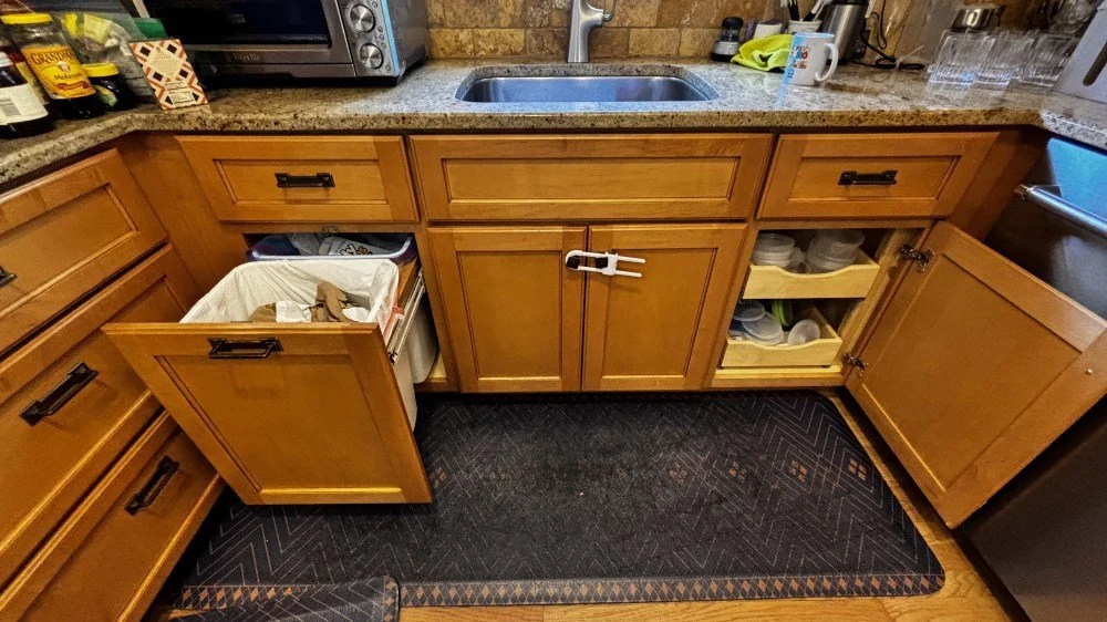Beautiful Hardwood Shaker Kitchen Cabinetry (13).jpeg