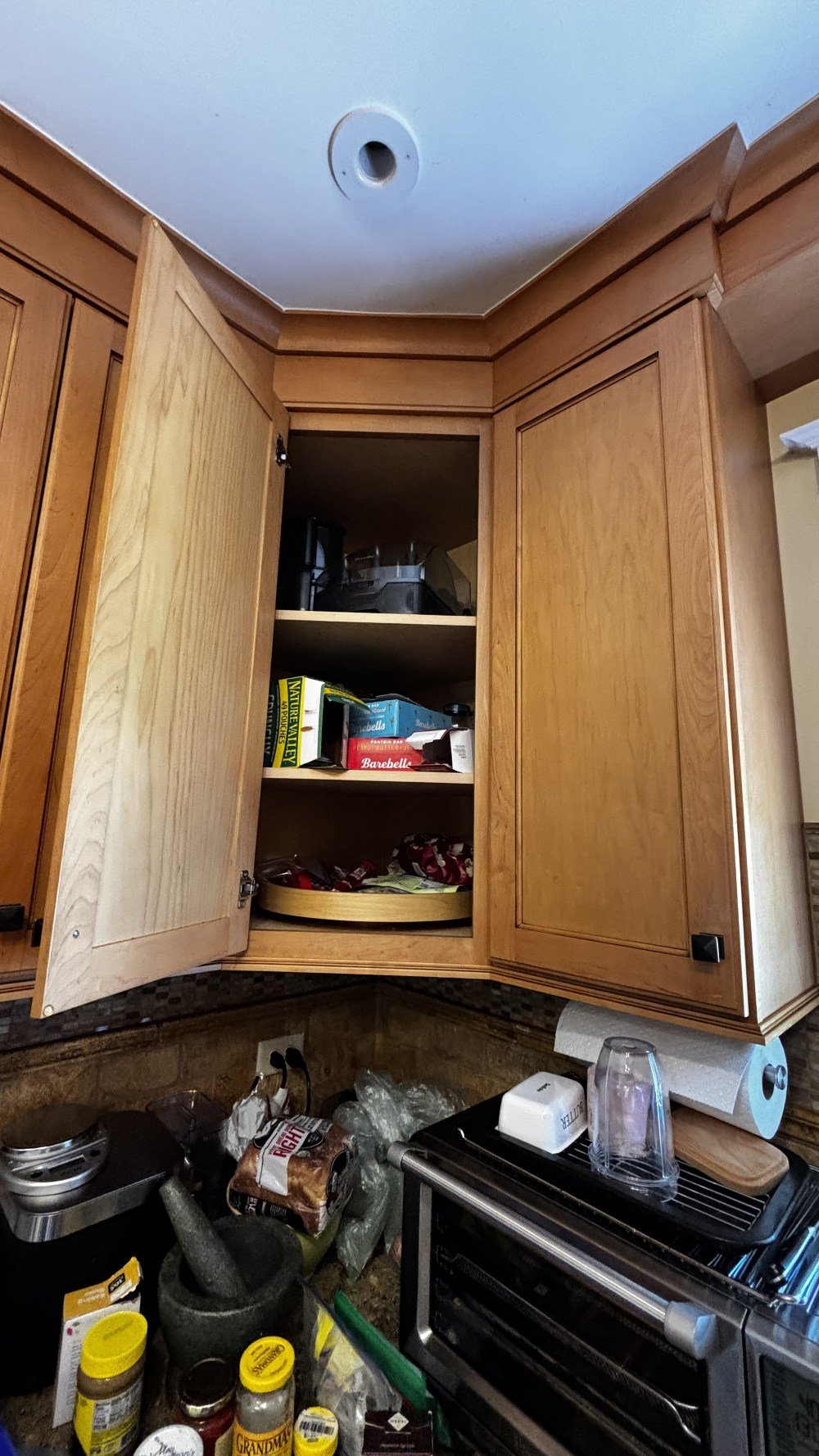 Beautiful Hardwood Shaker Kitchen Cabinetry (8).jpeg