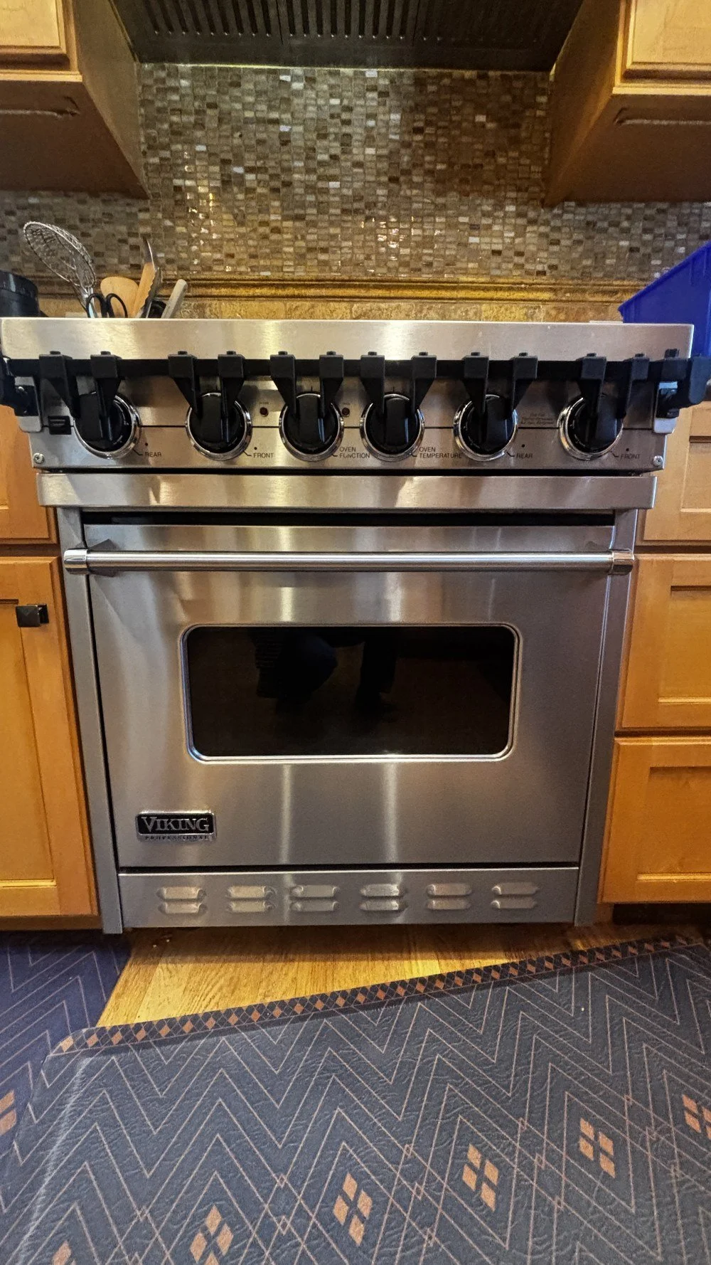 Viking 30 Gas Range with Broan Stainless Hood (5).jpeg