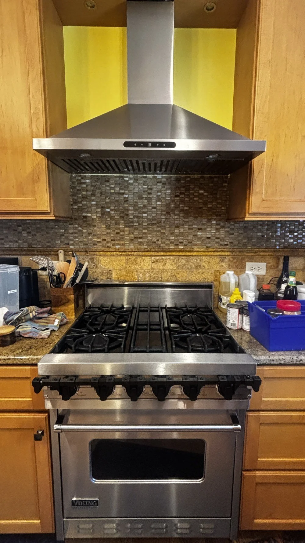 Viking 30" Gas Range with Broan Stainless Hood