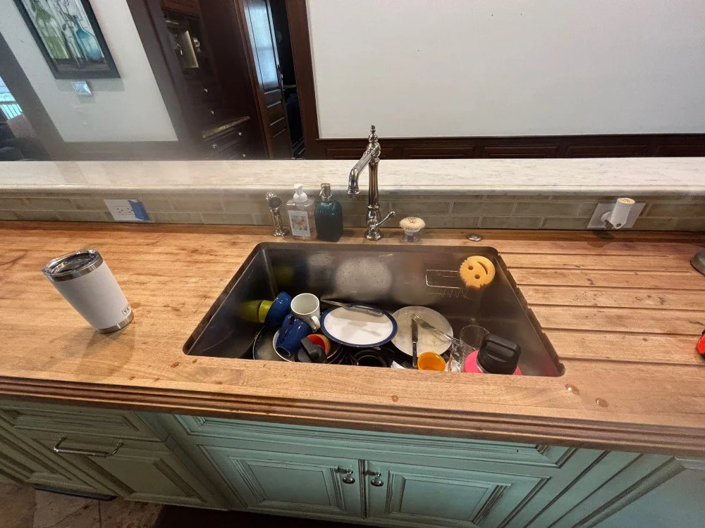 Luxury Kitchen with Wet Bar (6).jpeg