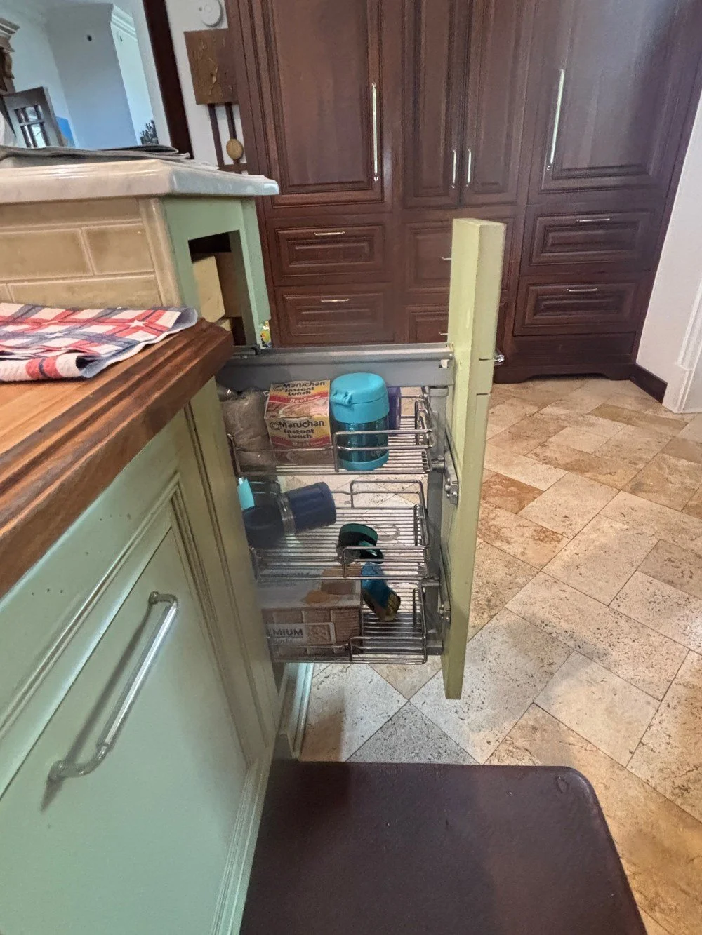 Luxury Kitchen with Wet Bar (9).jpeg