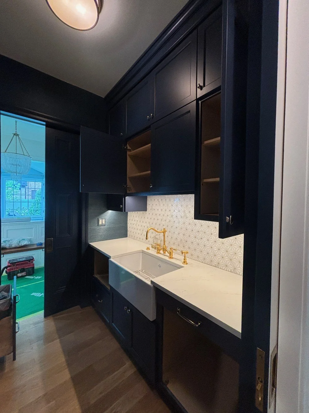 Two-Sided Custom Butler’s Pantry with Quartz & Shaw Sink (8).jpeg