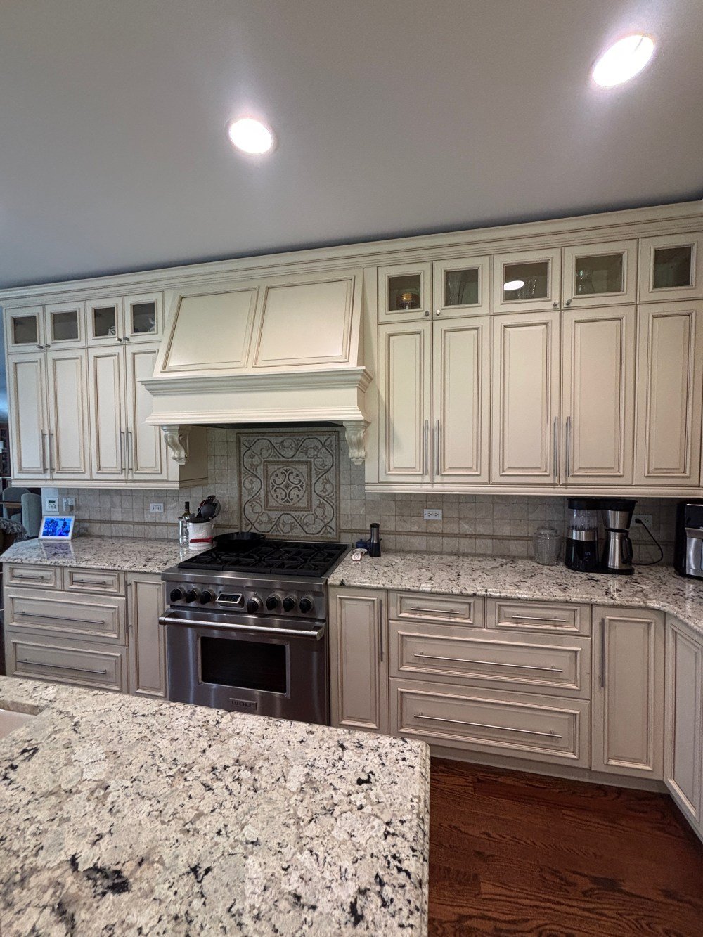 Elegant Raised-Panel Full Overlay Cabinets (34).jpeg