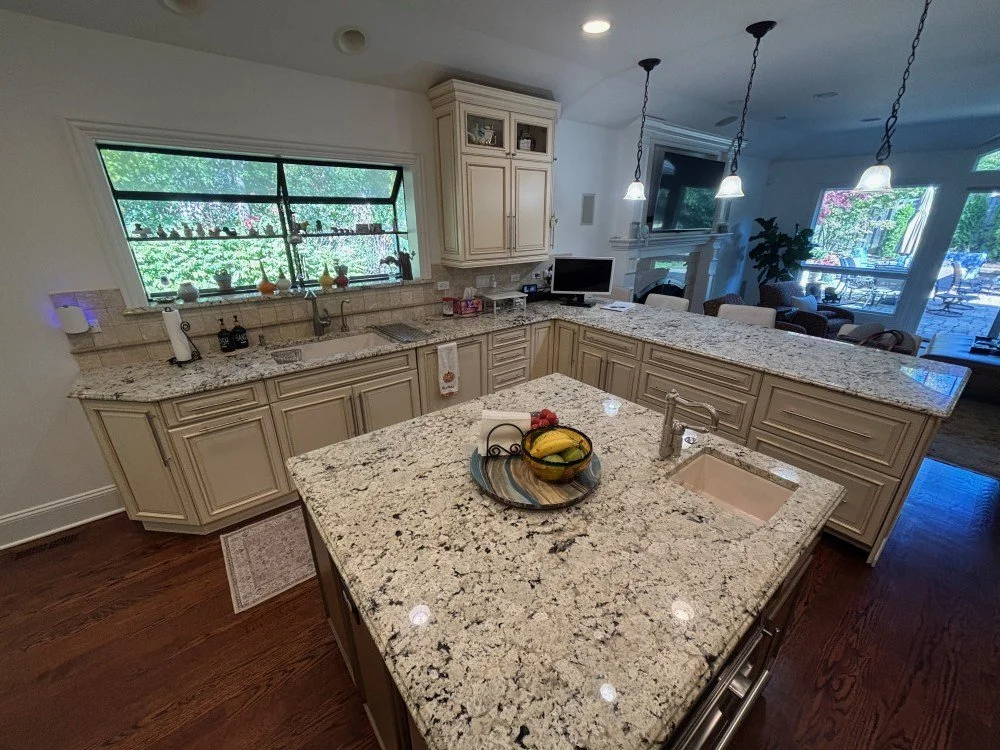 Elegant Raised-Panel Full Overlay Cabinets (20).jpeg