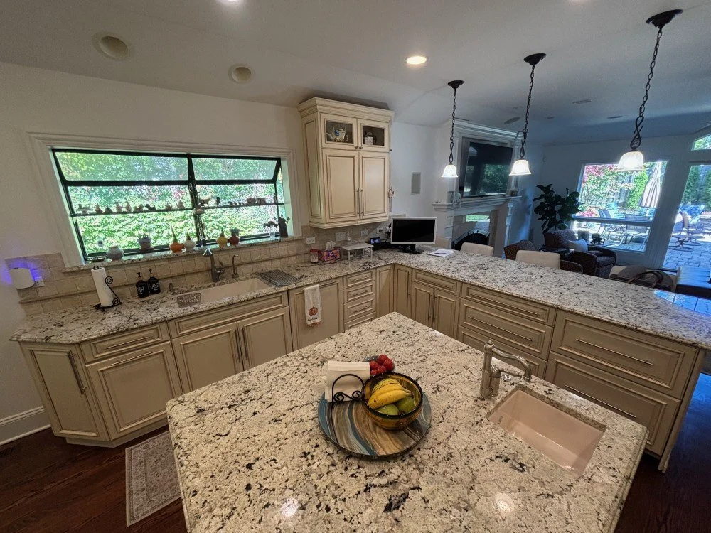 Elegant Raised-Panel Full Overlay Cabinets (21).jpeg