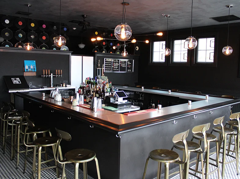 knick-tap-room-rental.jpg