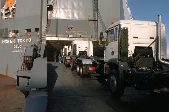 Trucks_and_buses_RORO.jpg