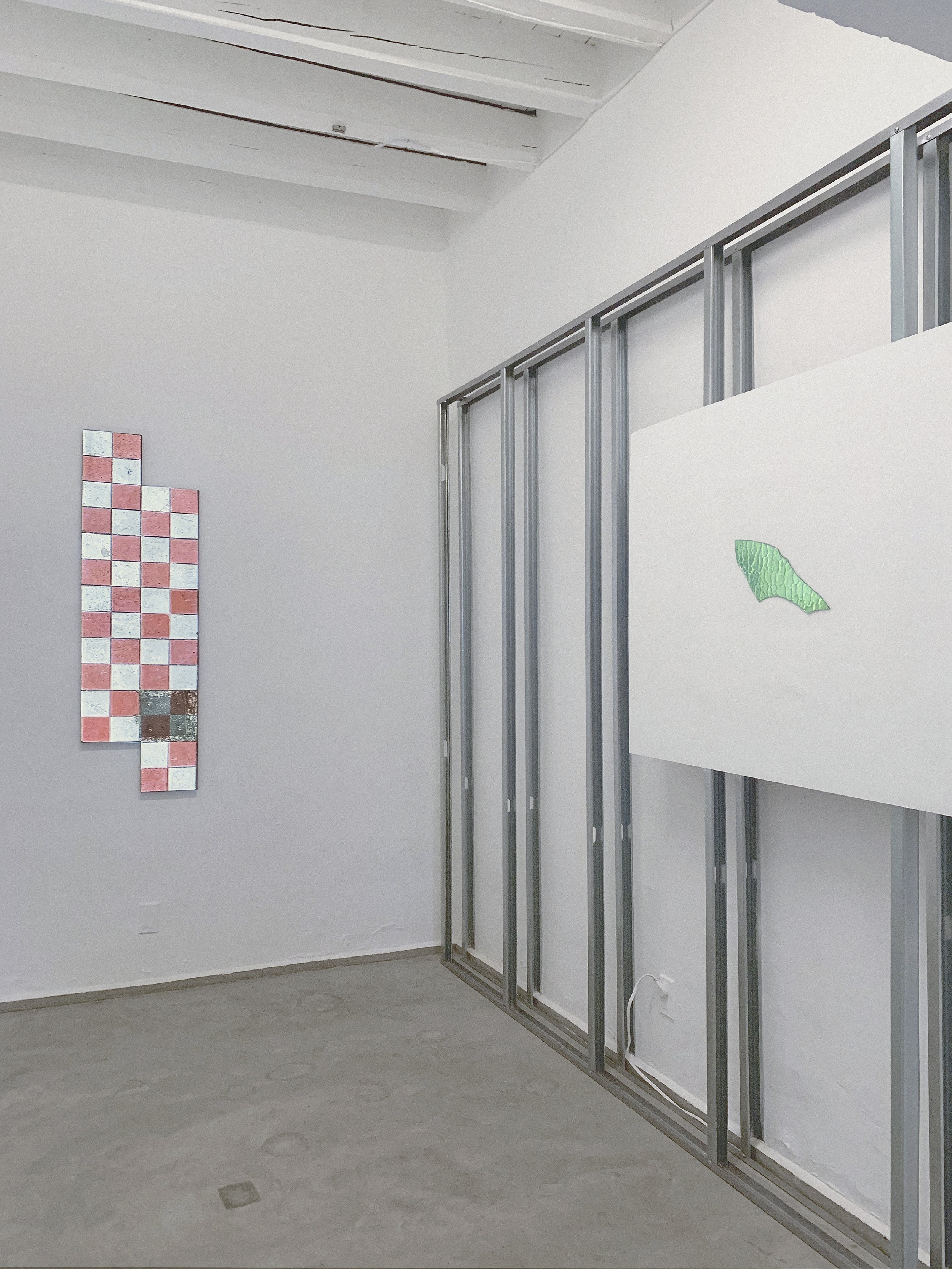  Installation view 