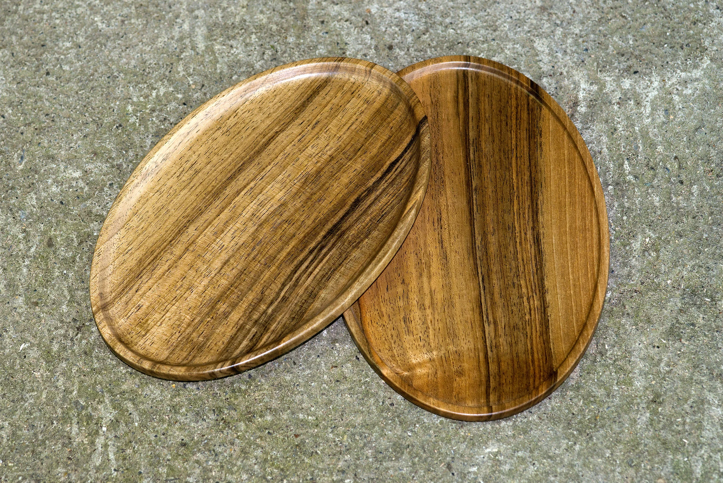 Kaffeetablett oval Nussbaum 14F_5226.jpg