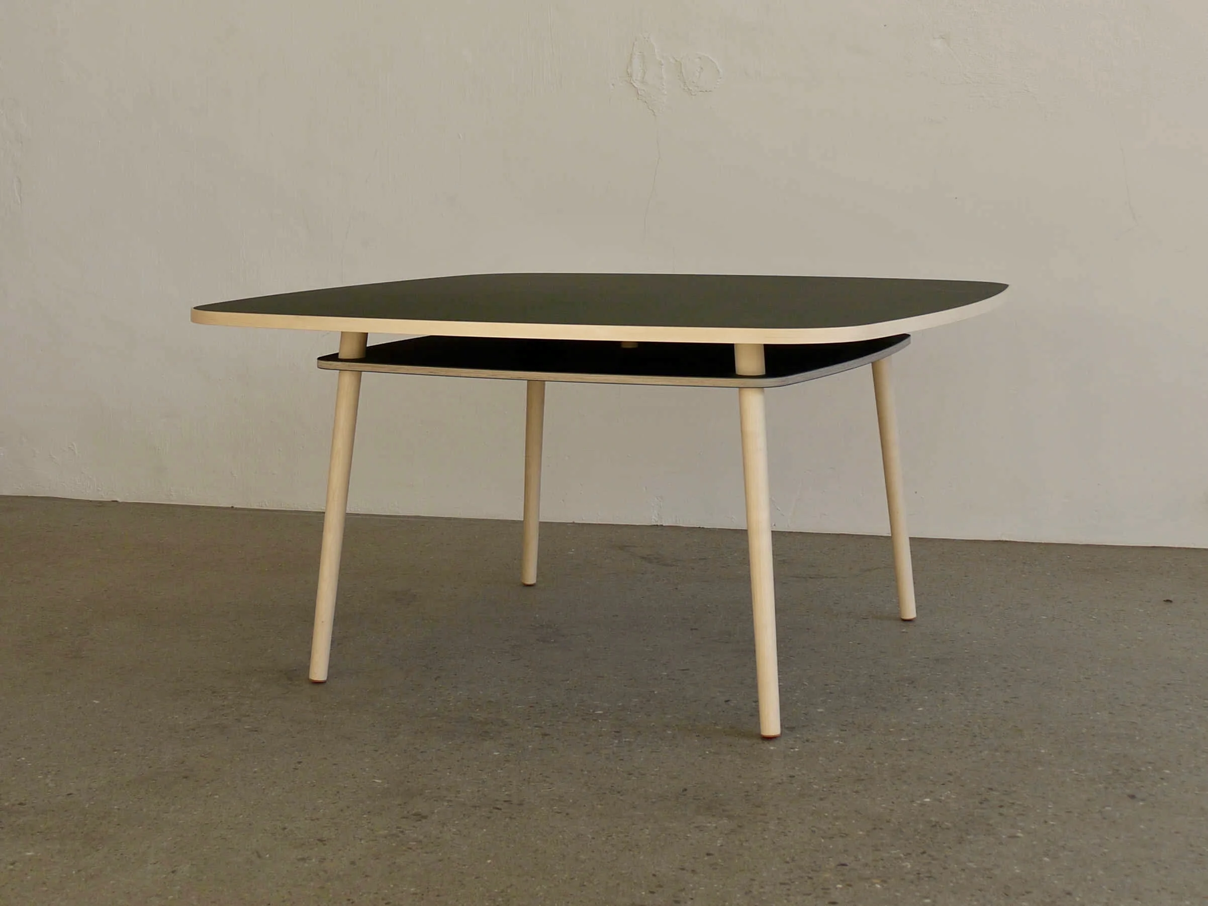 Martin Bereuter nussbaummüller_tisch_Dez 2014 3.jpg