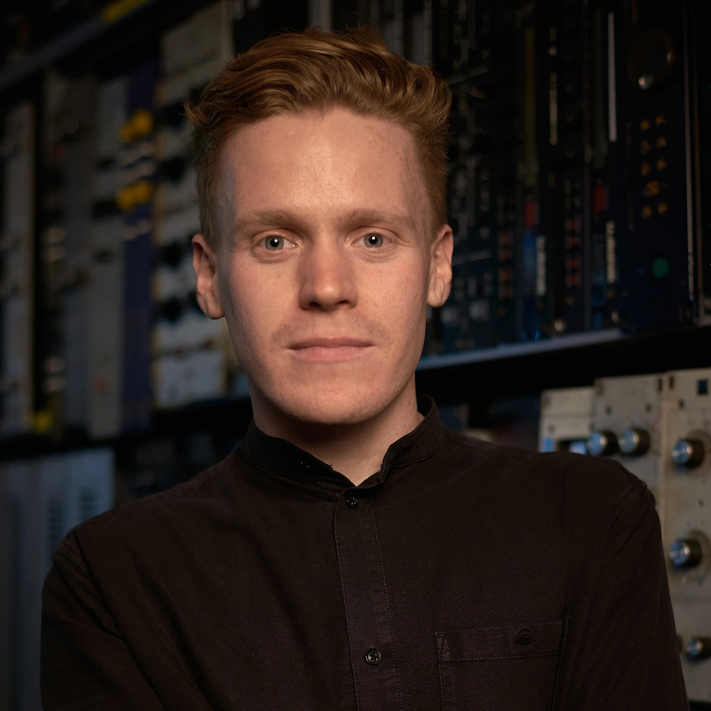 Jon Eades Co-founder and COO, The Rattle Jon Eades is Co-Founder and COO of The Rattle, a new home for artists and music tech entrepreneurs combining studios, rehearsal spaces and co-working with hands on mentorship from staff, visiting artists, tech entrepreneurs and business leaders. The first Rattle launched at Tobacco Dock in London in early 2018, with LA and NYC set for launch in 2019. Prior to The Rattle, Jon established and led Abbey Road’s new technology and innovation arm Abbey Road Red, taking the department from initial conception through to a world renowned music and technology incubator counting 11 music technology companies as its alumni.