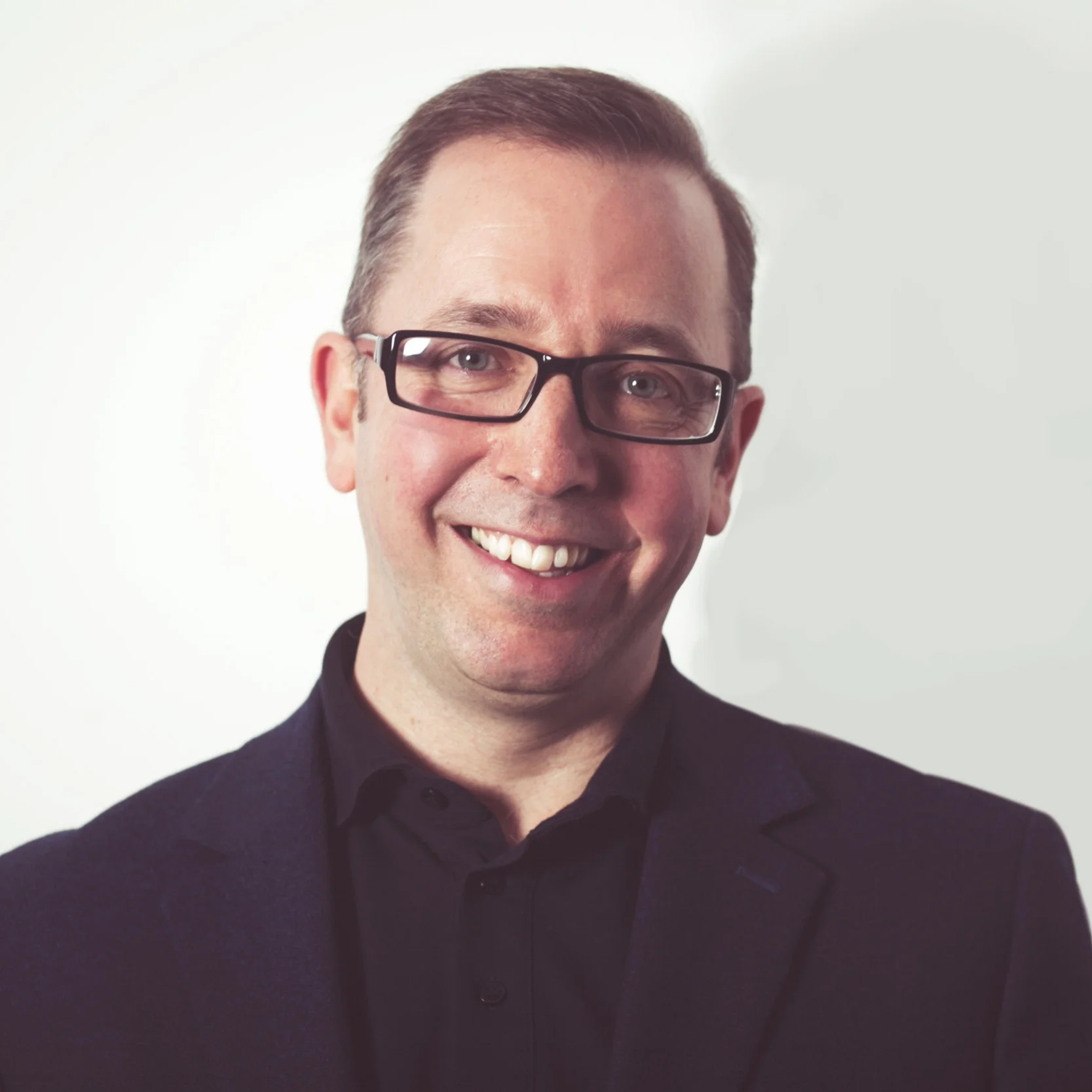 Pete Downton Deputy Chief Executive Officer, 7digital Pete joined 7digital in June 2014, assuming overall responsibility for its commercial strategy. He brings over 15 years of operational and strategic experience within the heart of the nascent digital music and consumer technology businesses to the role. Prior to 7digital, Pete held key leadership roles at Imagination Technologies, including responsibility for content and consumer experiences across both the Imagination Technologies and PURE businesses. In addition, Pete spearheaded the company’s investment in Audioboom. Before joining Imagination, Pete spent over a decade working for Warner Music Group, holding senior management positions in the company's International Marketing and Business Development teams. He helped to build Warner Music International’s reputation as one of the most innovative, creative and respected media players in the digital arena and played a key role in establishing ongoing relationships with major global partners such as iTunes, Orange and Vodafone.