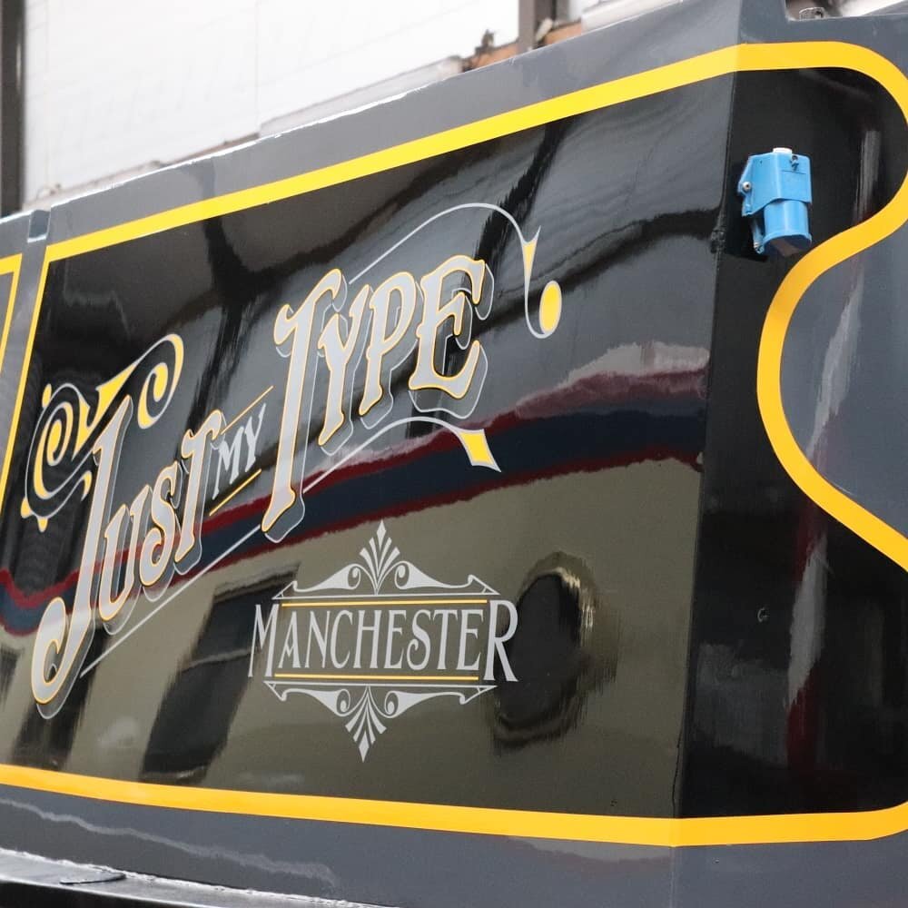 A great start to 2019 with 'Just My Type' and 'Arcadia' back in the water looking shiny and new. Lots of exciting painting on the cards for this year... #willowboats #vimartsigns #narrowboatpainting #canallife #canalart