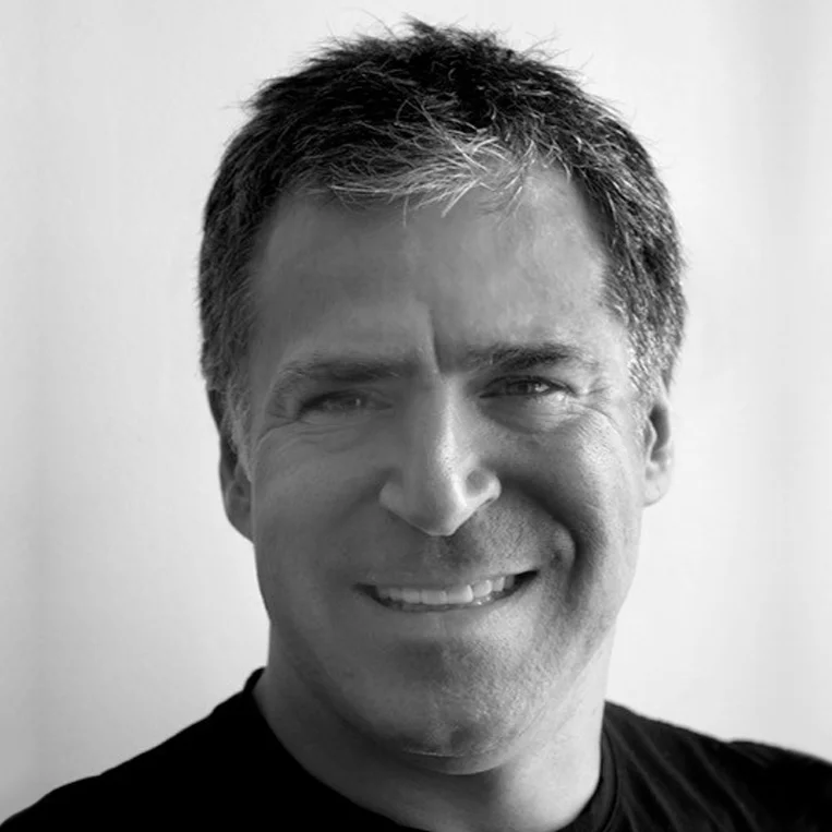 Neil Cohen Designrt Schooled with a combined Bachelor degrees in Fine Arts and Industrial Design, Cohen is a graduate of the Rhode Island School of Design. Cohen’s insightful point of view and refined sense of shape and interplay of utility is geared to fuse rich materials and a contemporary vision with expert workmanship. With his establishment of designrt studio in 2003, Cohen has been recognized for excellence and exhibited internationally by the Steelcase/Interiors Magazine Design Partnership, AIGA Objects of Design, the Japan Arts Council, the prestigious 30 under 30 exhibition in New York and the Chicago Athenaeum for GOOD DESIGN. Neil’s commitment to being client-centric provides a platform for development of clear ideas and discoveries that translate into strong results for client’s objectives and the marketing of a lifestyle people desire.