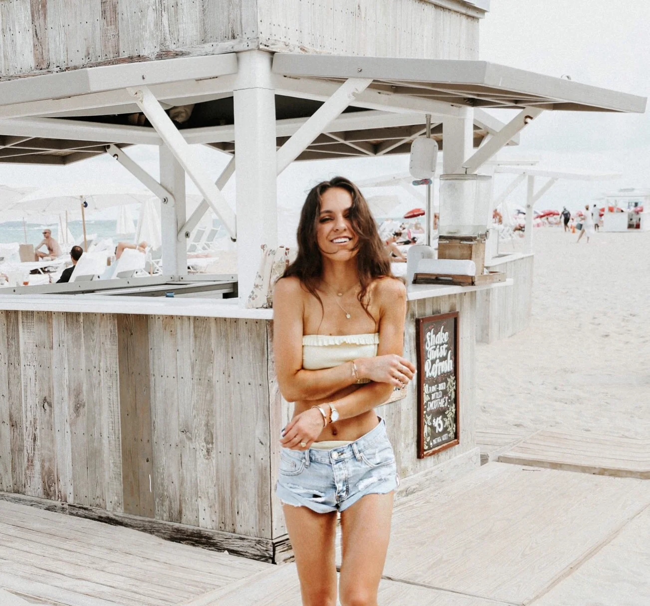 Facetune_19-05-2018-10-09-23.jpeg