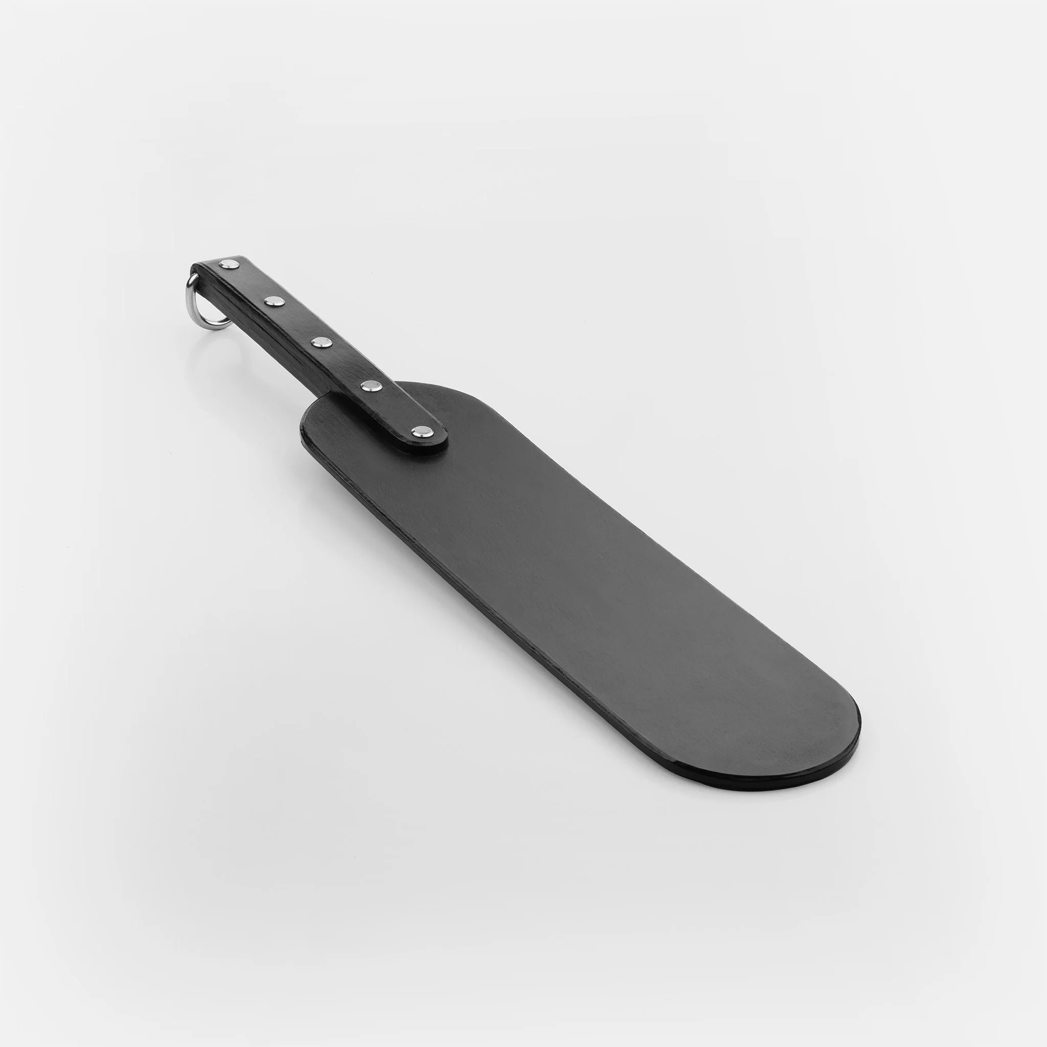 Double cheek black leather paddle with broad blade for even impact