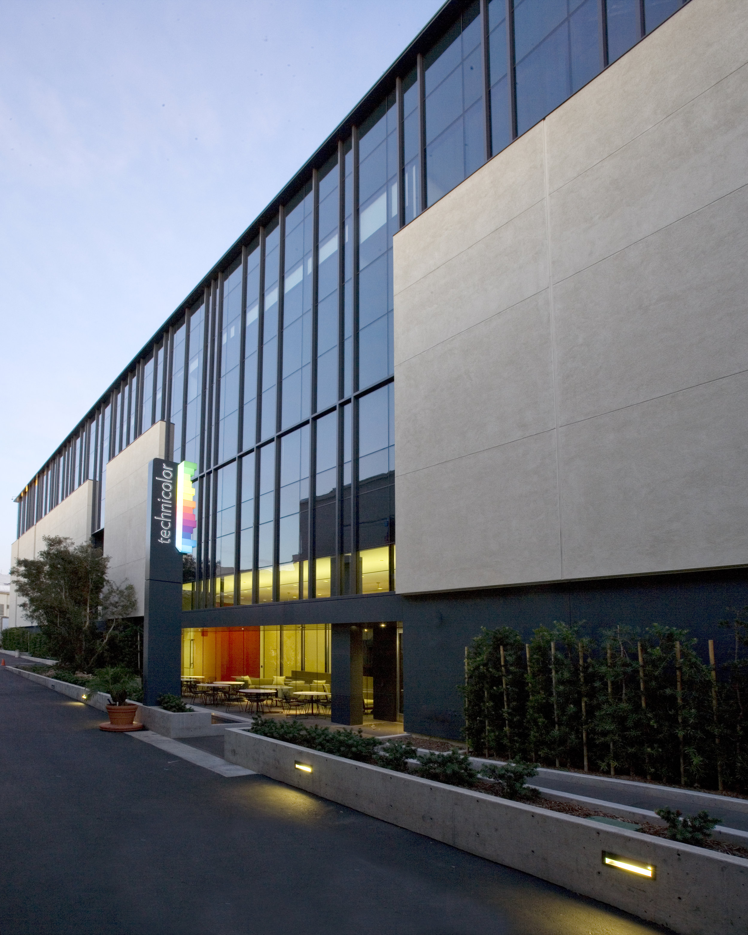 EXTERIOR EVENING 3.jpg