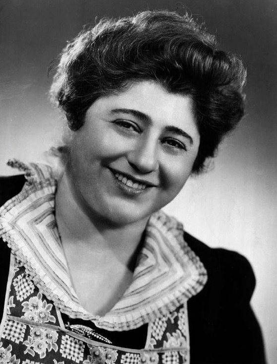 1960-61: Gertrude Berg