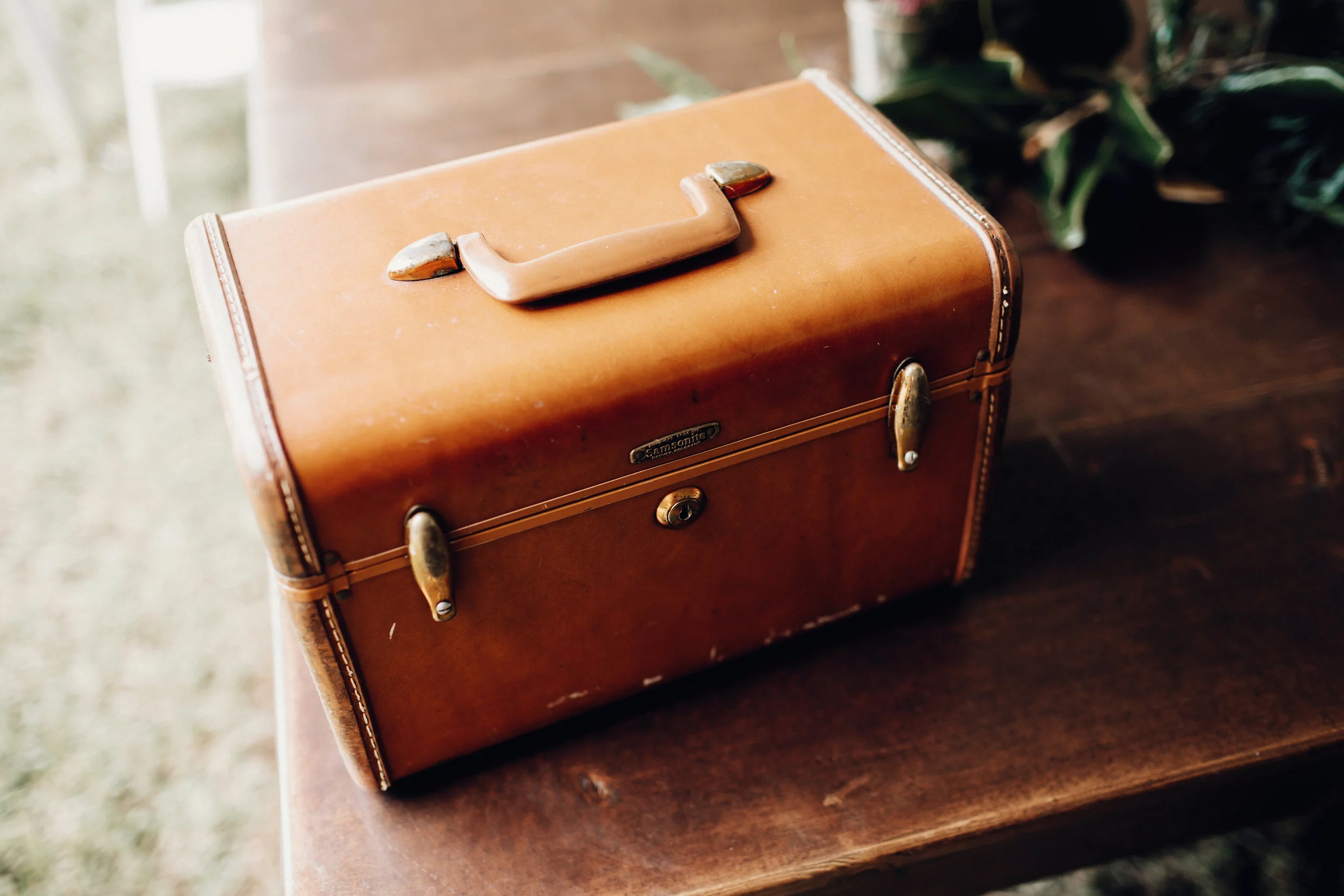 Vintage Samsonite Train Case