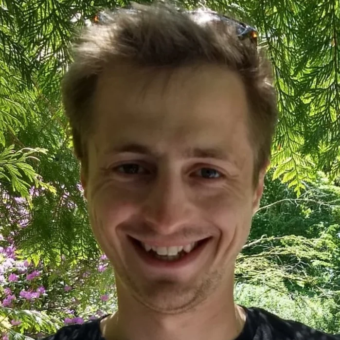 Ross+Photo.jpg
