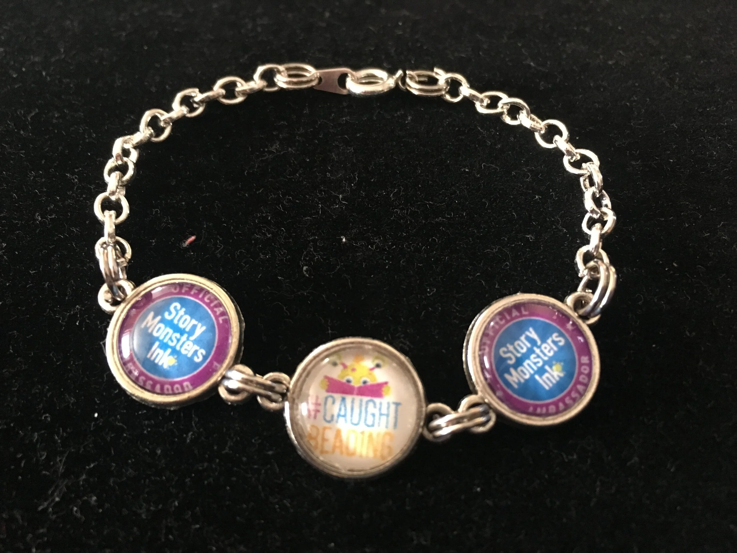 #CAUGHTREADING Bracelet