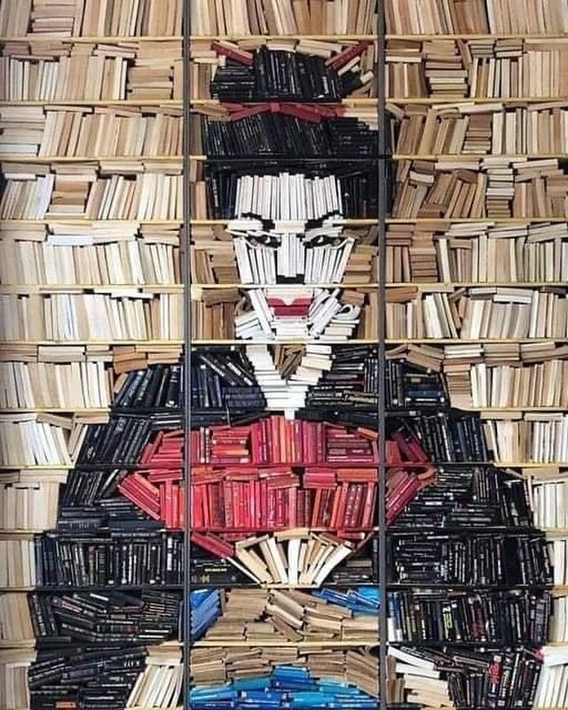 Thank you @goodwilllibrarian for sharing this.

French artist Vincent Magni created this stunning &ldquo;Geisha&rdquo; bookshelf art from 4,000 books. 😍