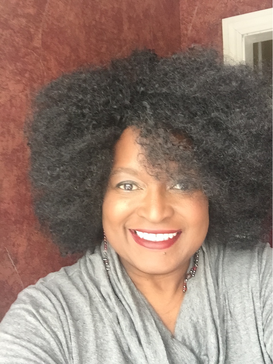 Today on "LoveBabz LoveTalk" host Babz Rawls-Ivy talks with Rev Steven Cousin Bethel AME about his journey in becoming, The Reverend, The Man he is today. They also talked about the "Warming Center" at Bethel AME which help keep those in need warm during the winter season.