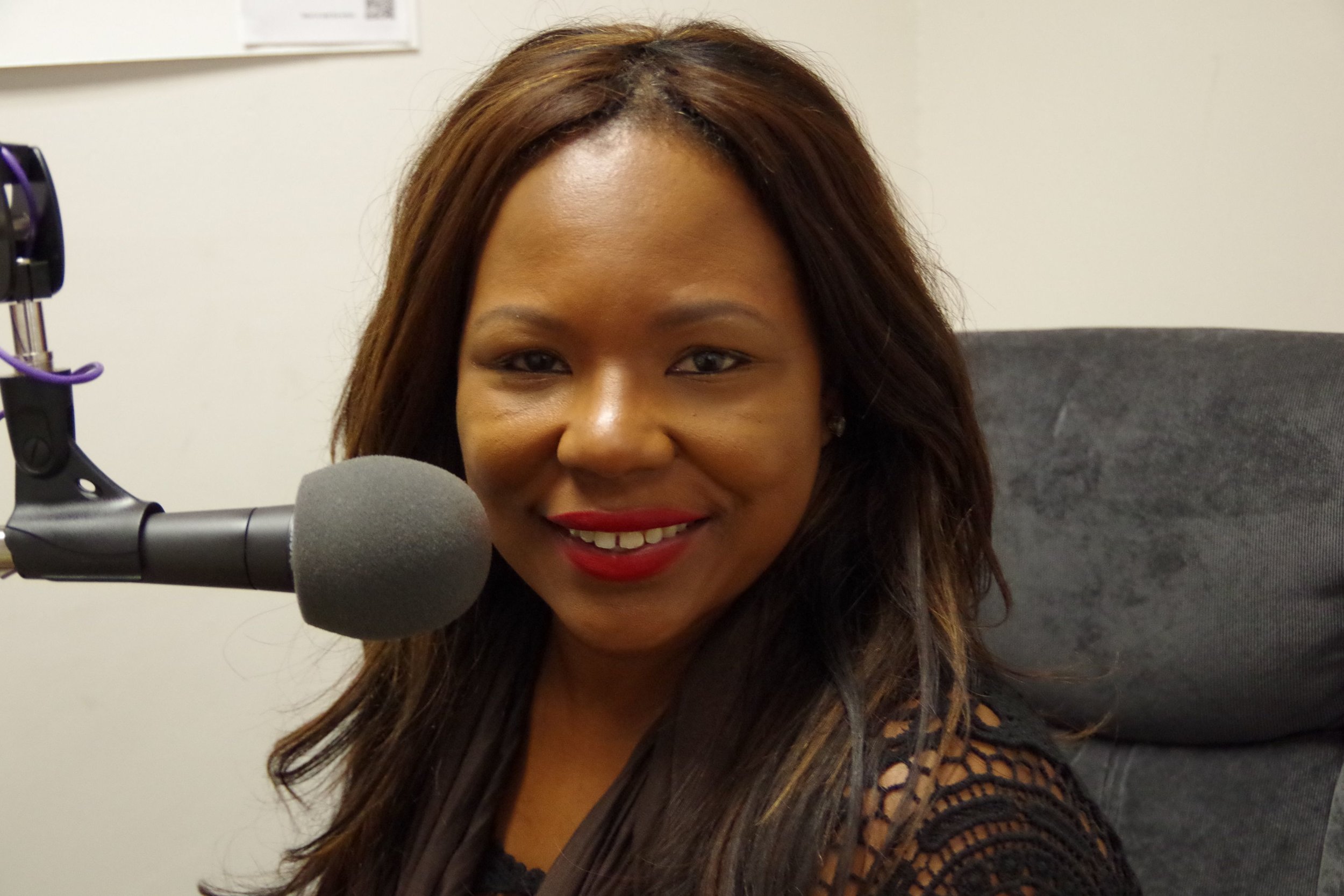 Today on "Alisa's Culture Cocktail" host Alisa Bowens-Mercado debuts her new segment call Talk-Sip. Talk-sip is a roundtable of people (guest) with different views having a conversation on current topics.
