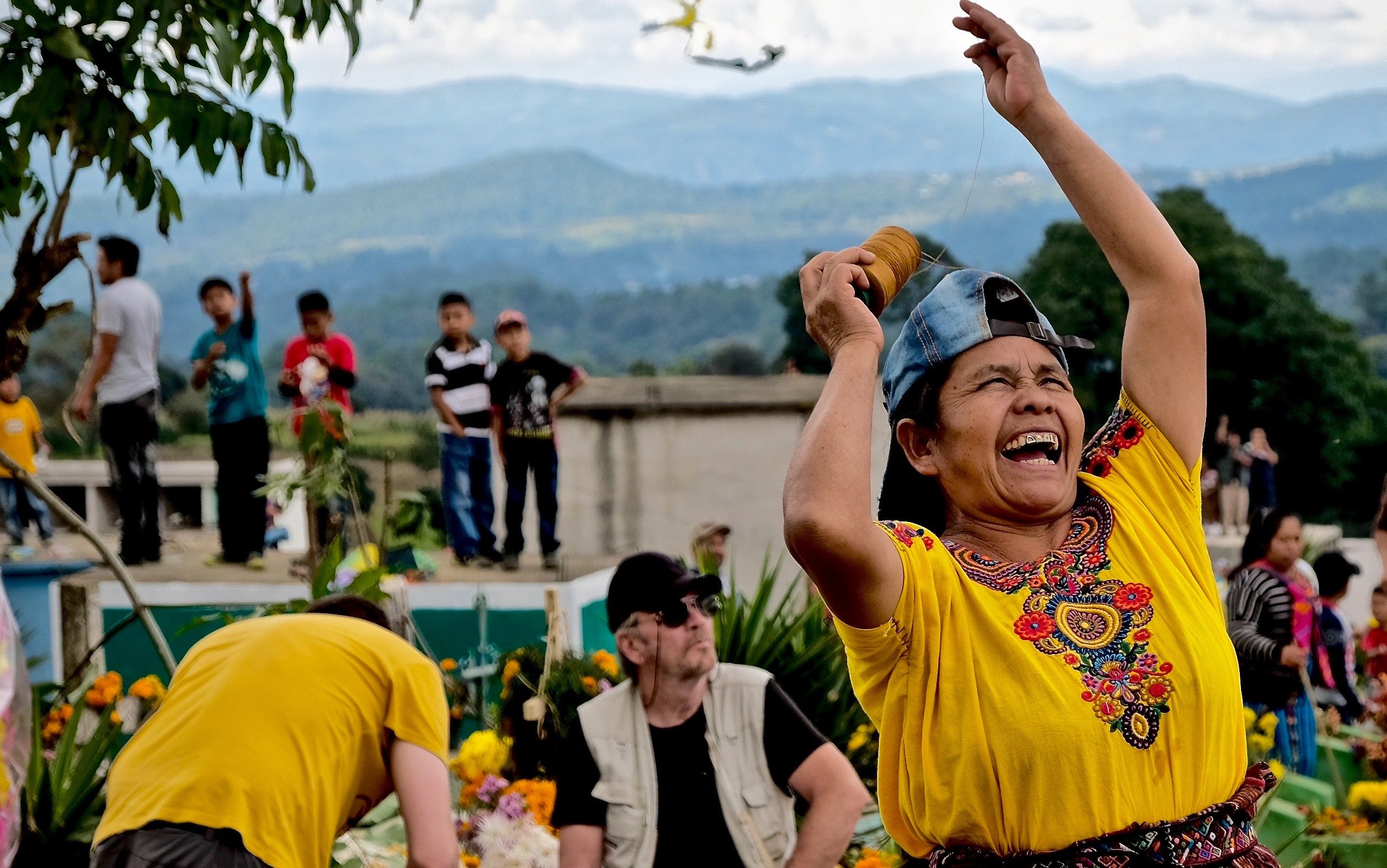 Santiago_ kites_smile-woman - 1.jpg