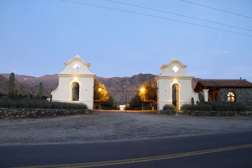 Entrada Bodega.jpg