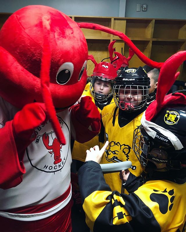 Pep talks with Larry. #lobsterpothockey