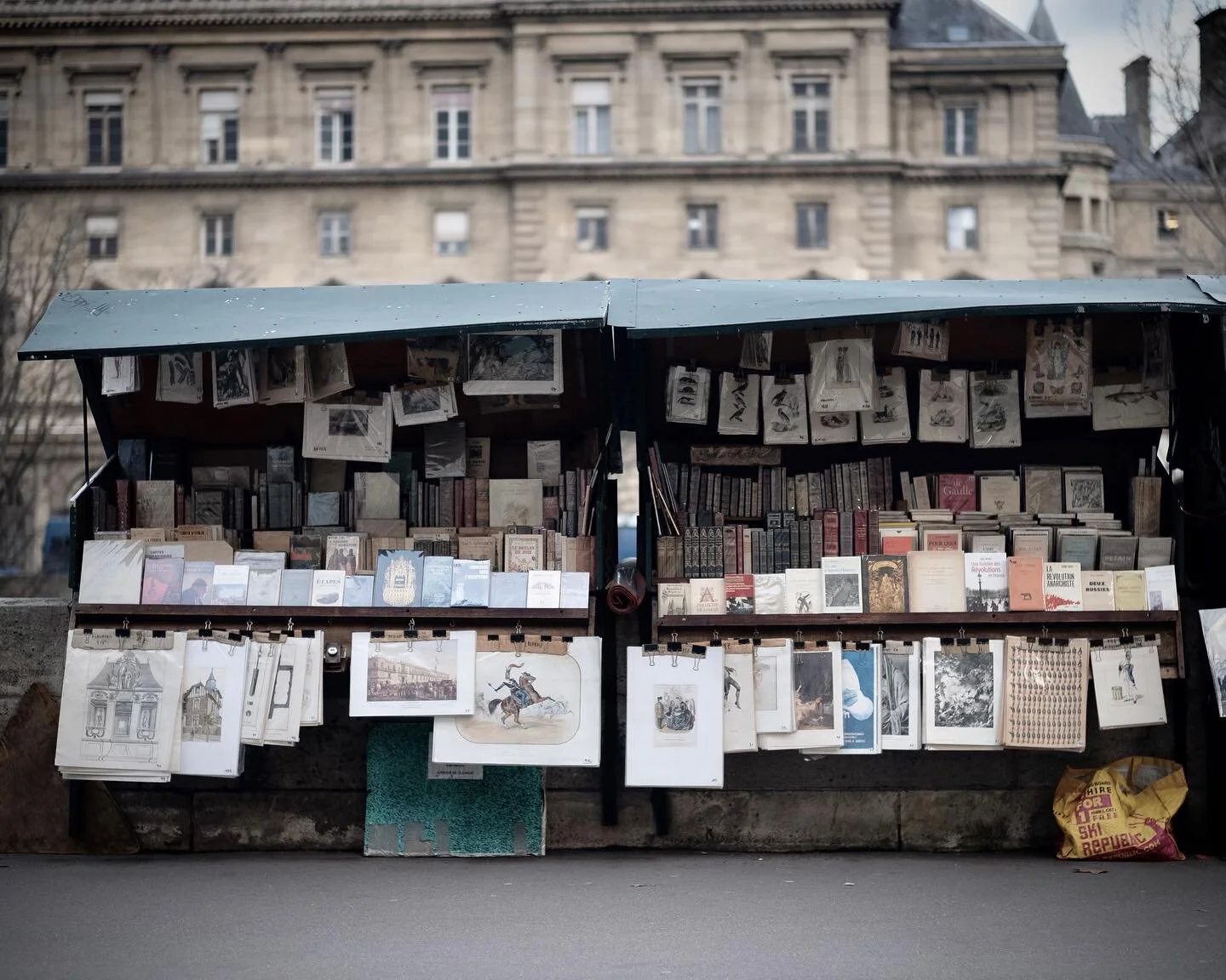 Paris, France
-
-
#glove #parisfrance #paris #leicam #gloveinmouth #gatufoto #streetphotography #streetview #flife_is_street #streetleaks #candid #unposed #canpubphoto #photoderue #fotografiadistrada #strassenfotografie #shinyhappystreet #streethunte