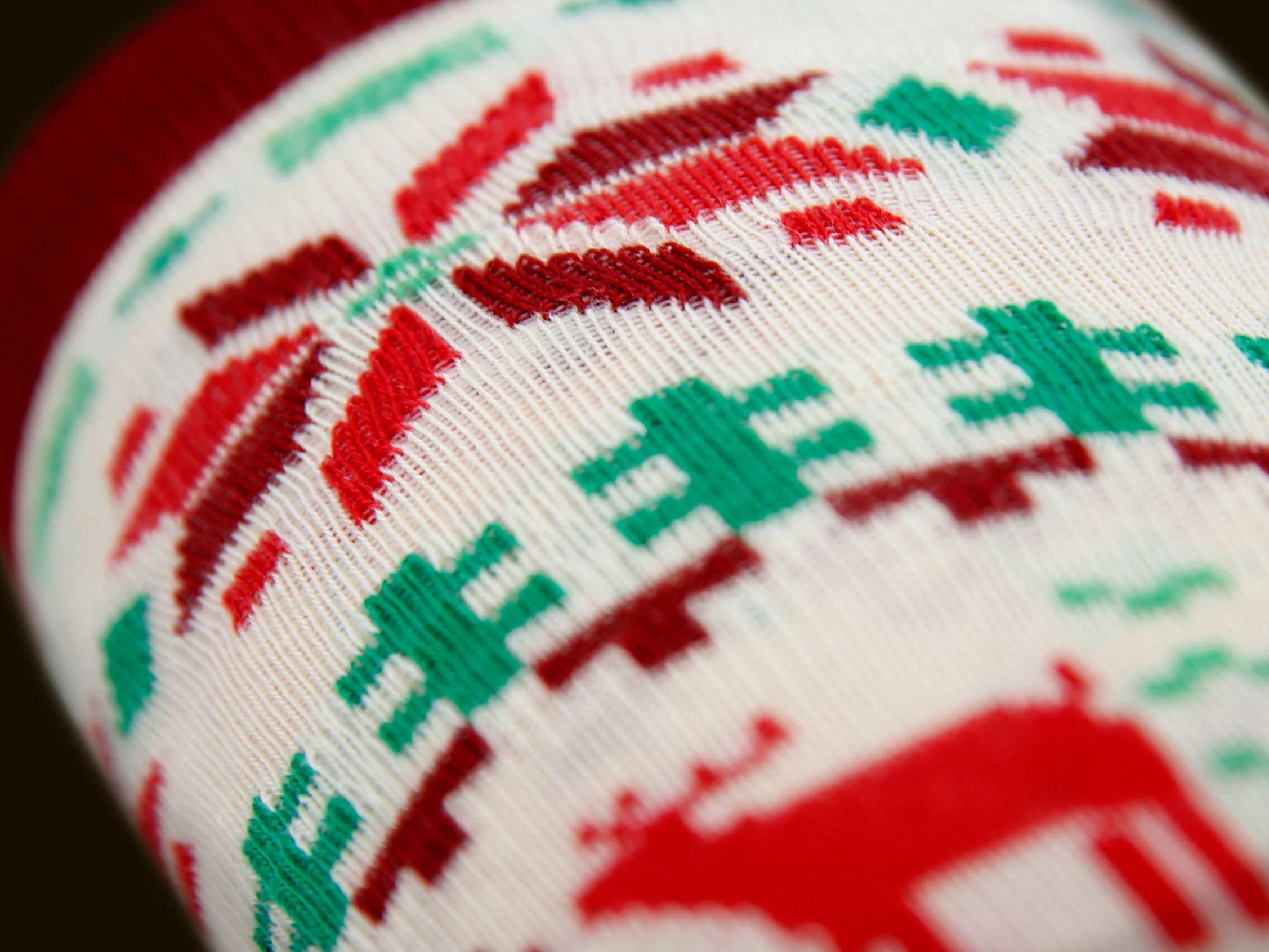 CloseUpFairIsle.jpg