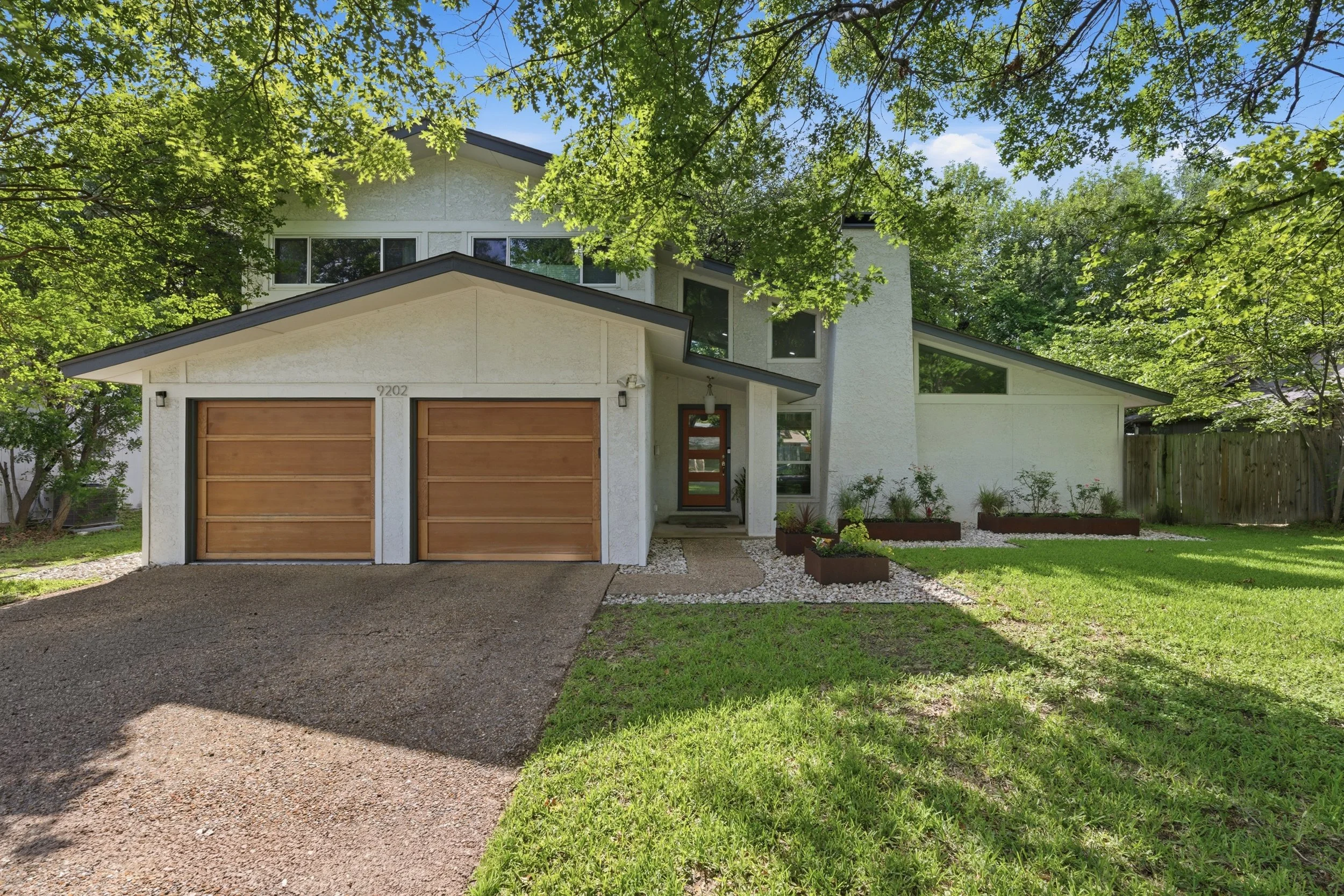 9202 Hunters Trace, Austin, TX 78758