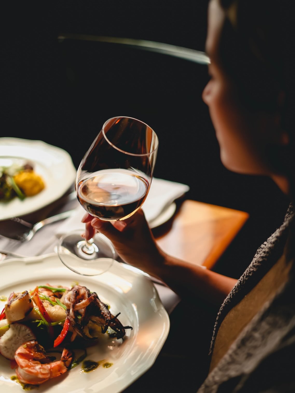 Don&rsquo;t forget we are open tonight for dinner #italianrestaurant #thekingswaybia #goodfood #etobicoke #winelover