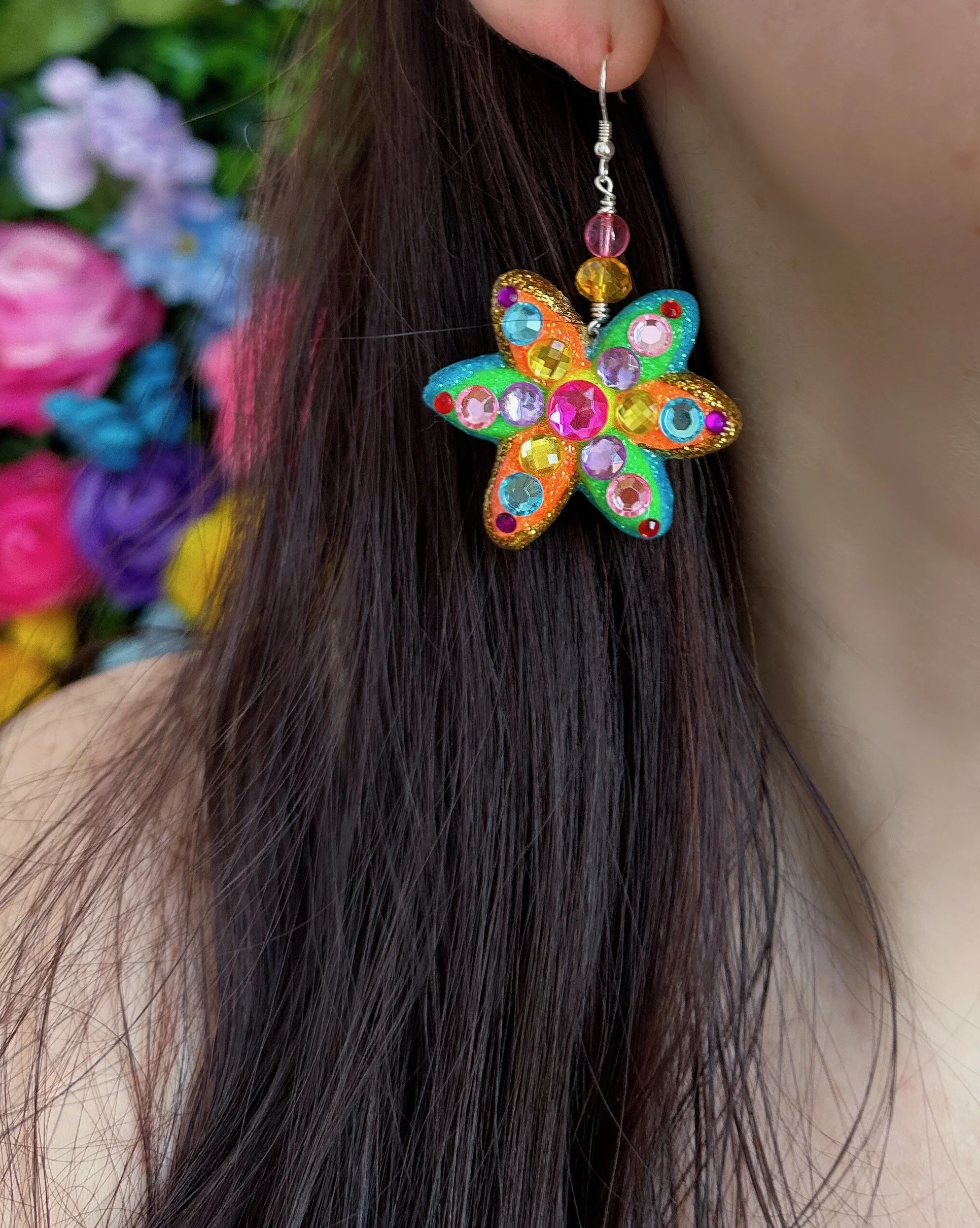 Anya Flowers On.jpeg