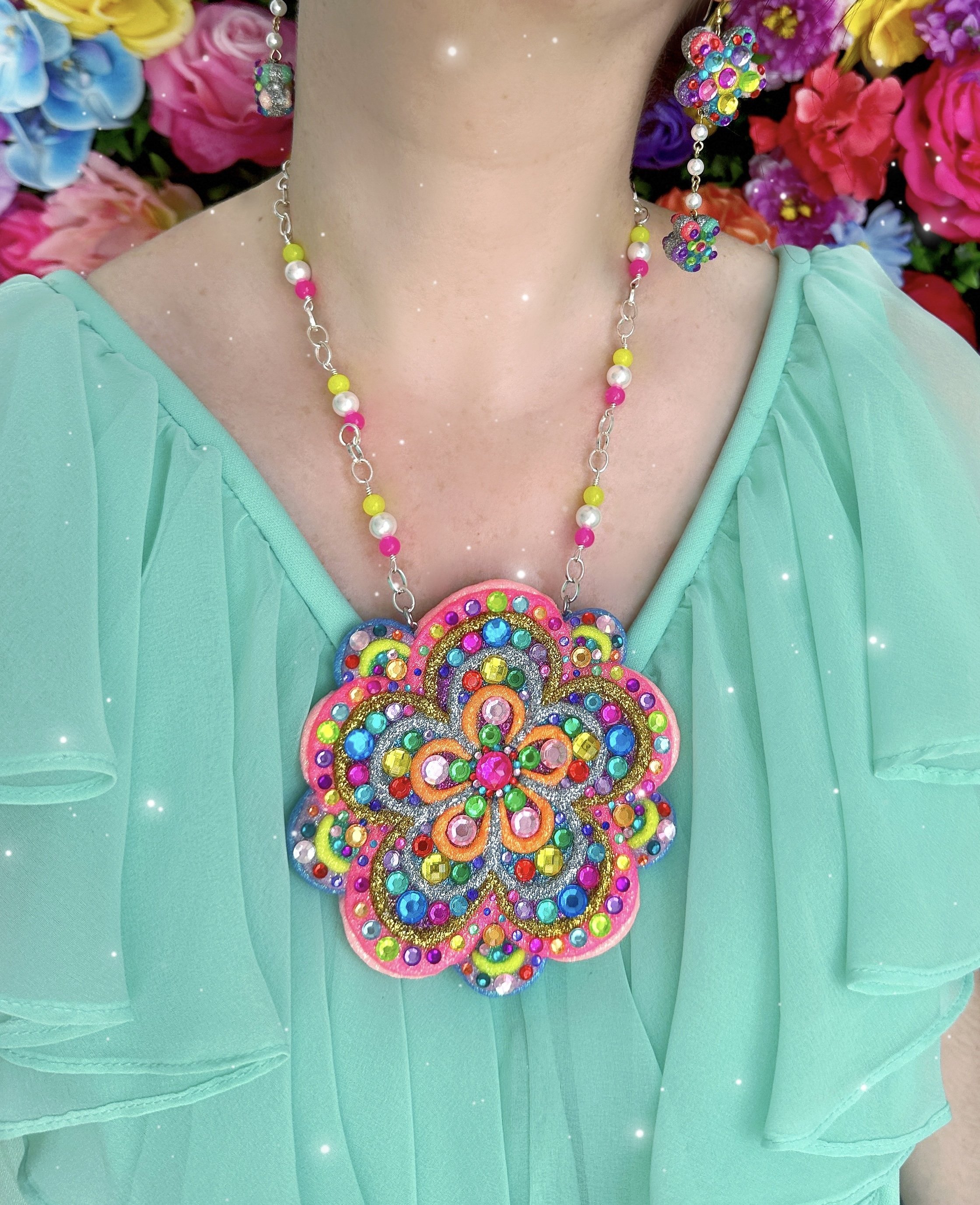 Gwyneth Flower On.jpg