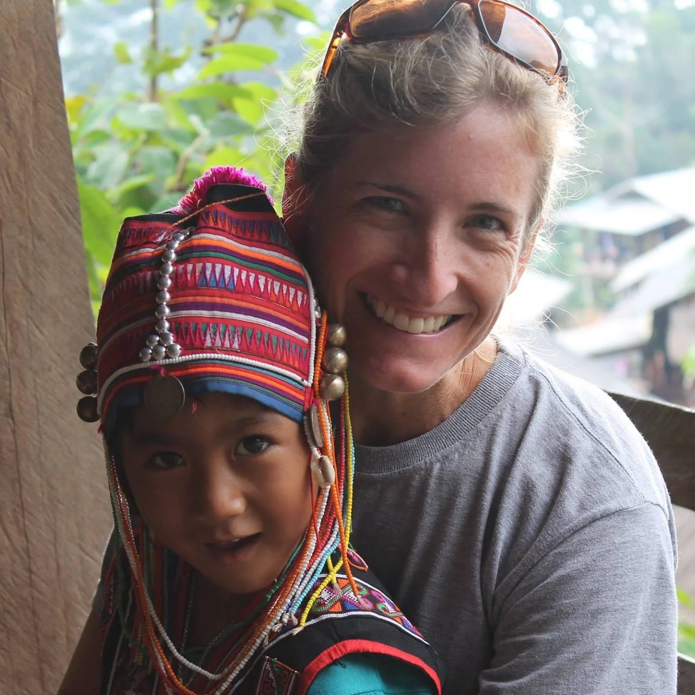 Rebecca and Thai girl - November 2015