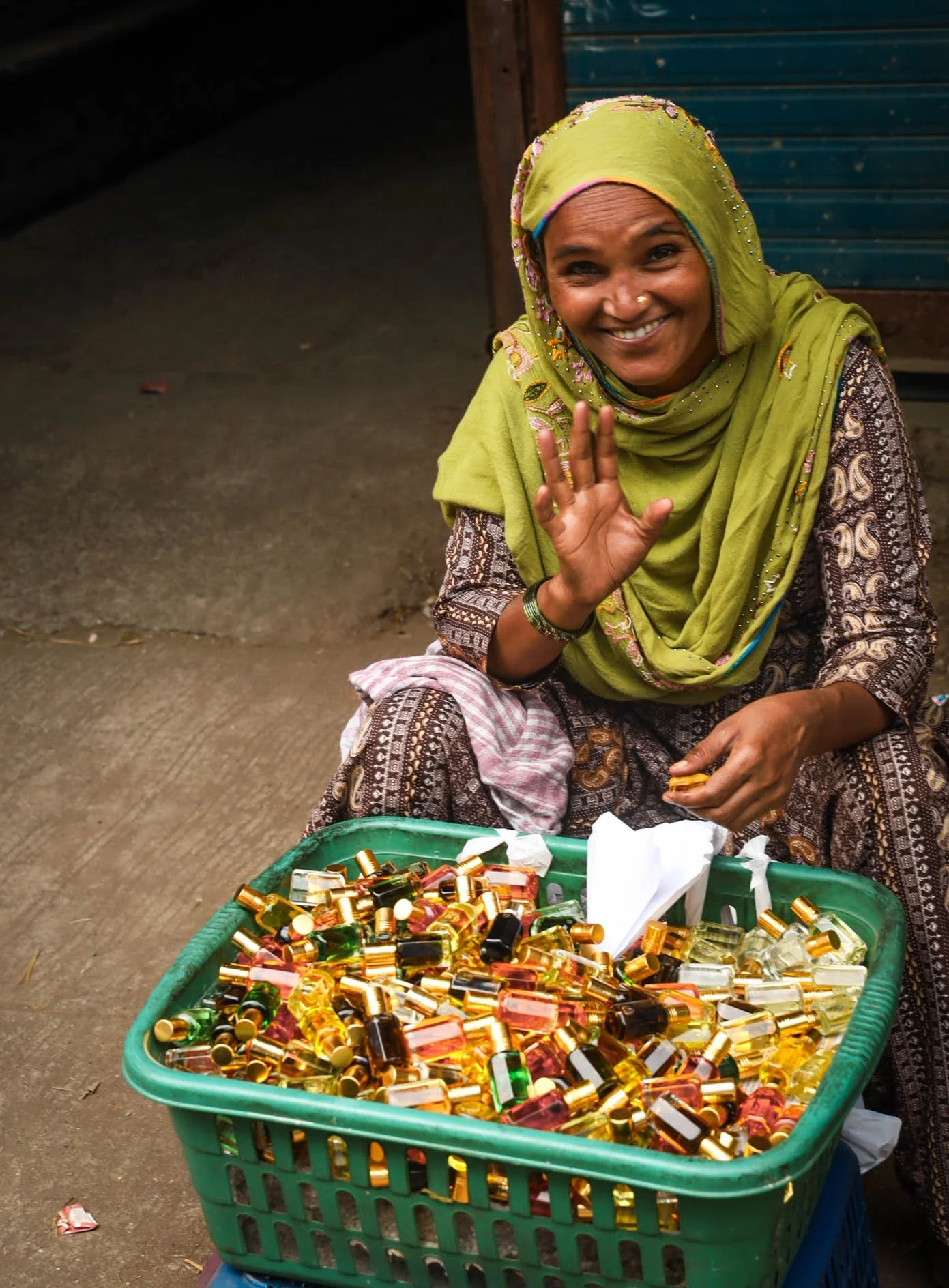 10-Bottle vendor.jpg
