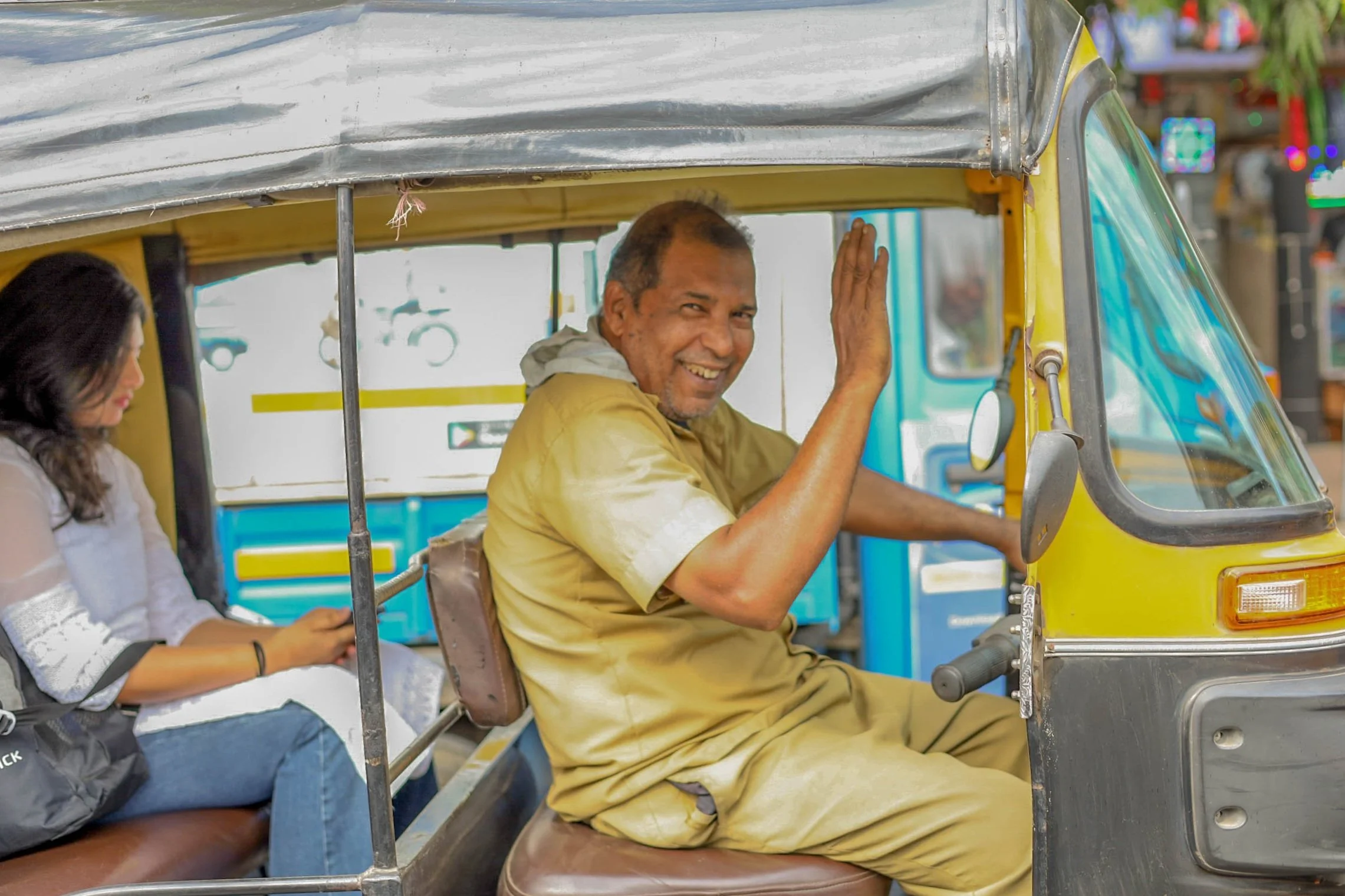 2-Friendly+TukTuk.jpg