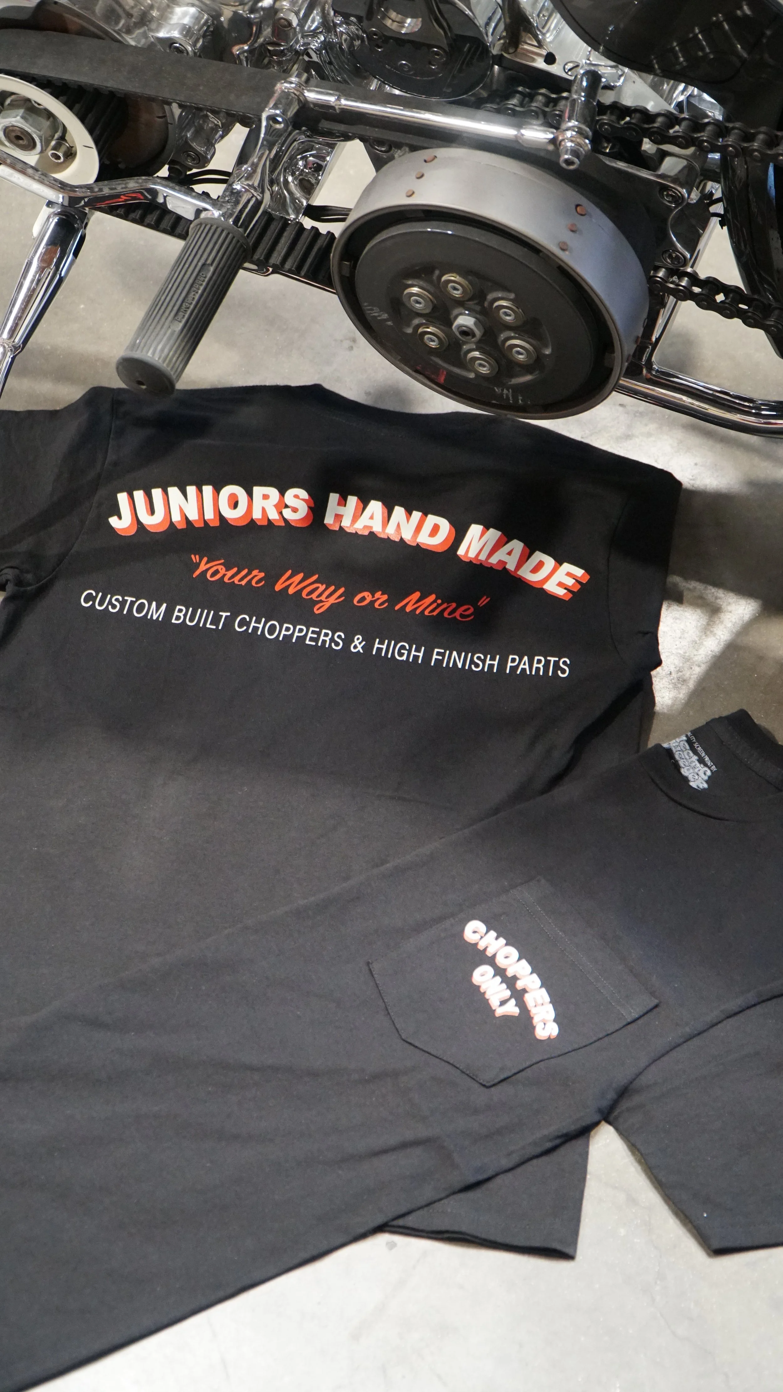 JUNIORS- CHOPPERS ONLY POCKET-TEE