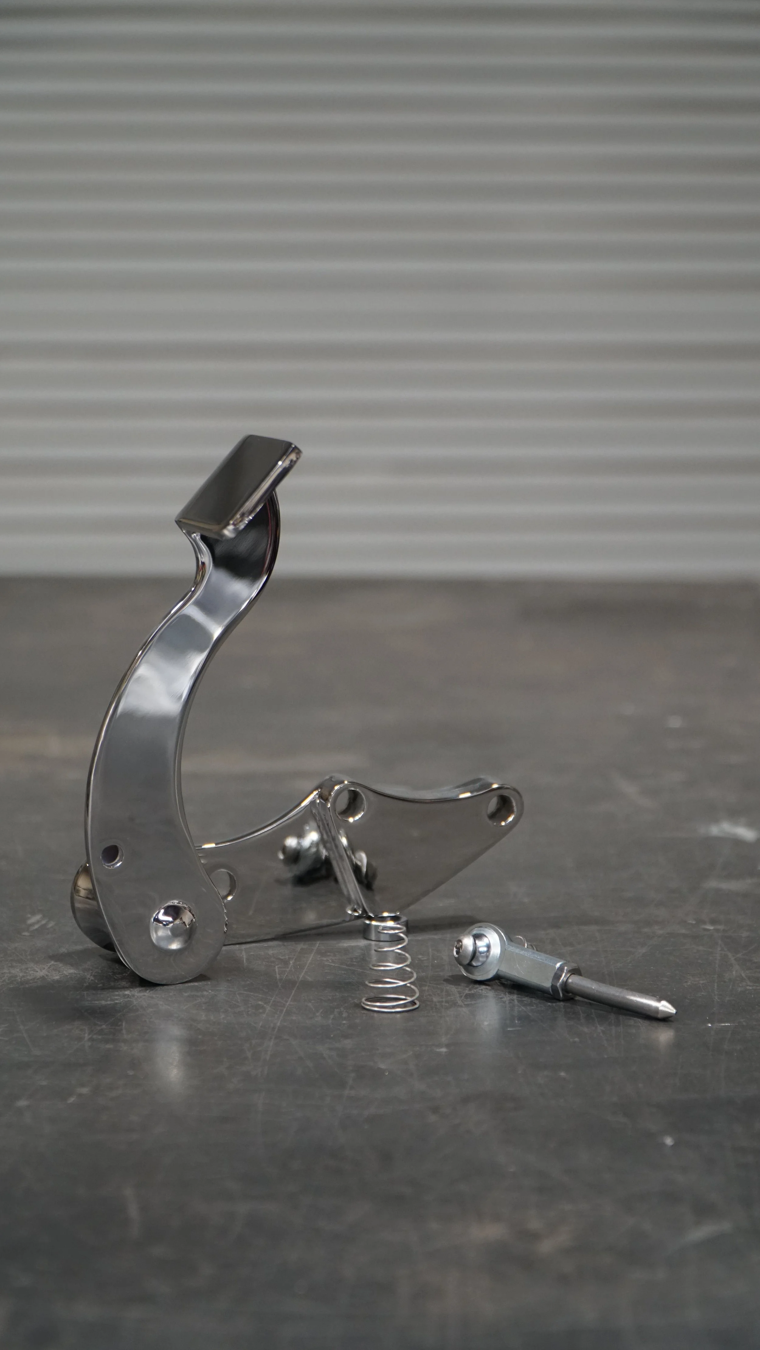 JUNIORS- EZ HYDRAULIC BRAKE PEDAL (1936-up/ Stepped inner early cast primary)