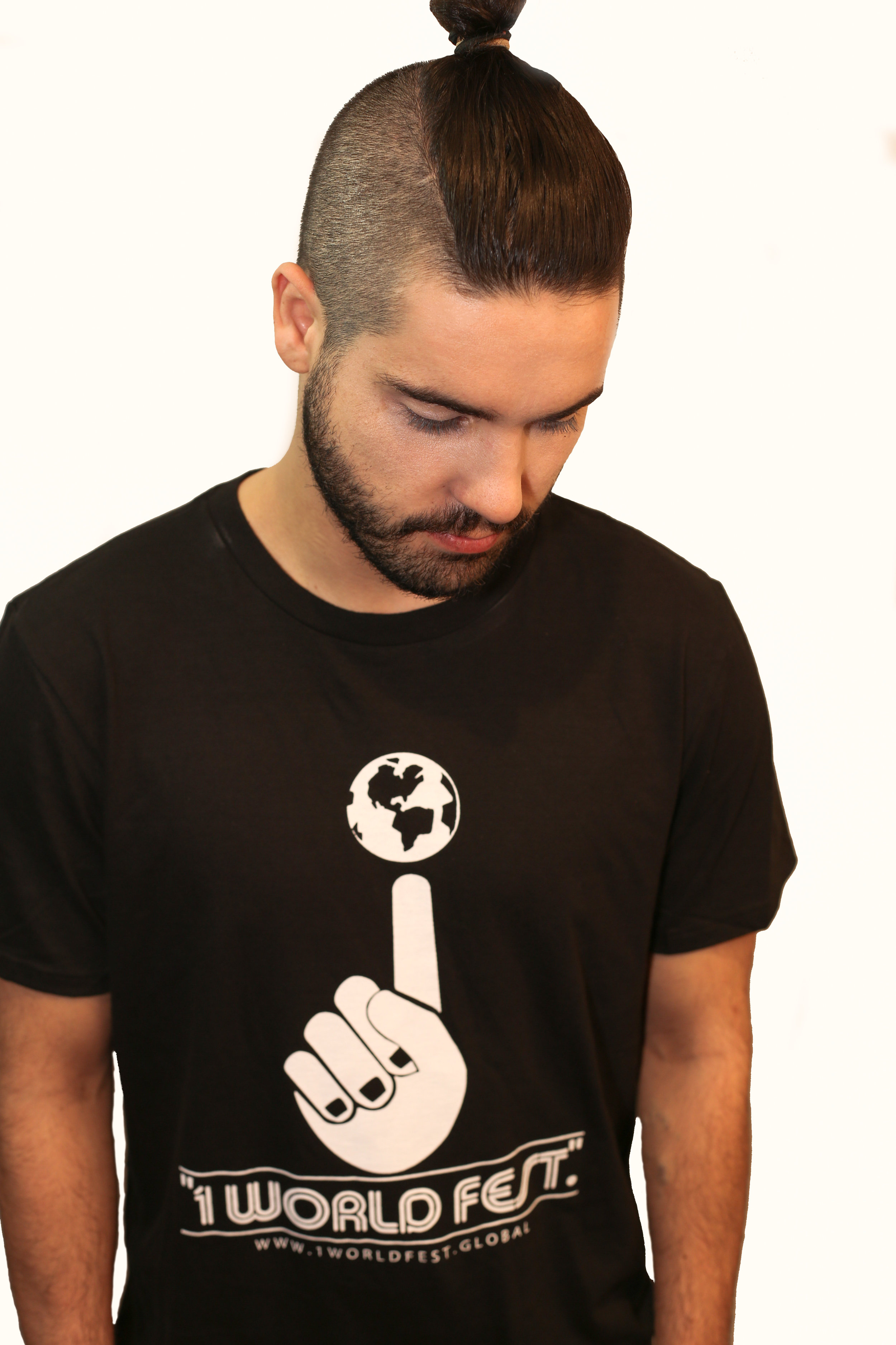 Scott2- The "1 World FestGlobal."welcomes Benjay- a young man of Scottish descent.
