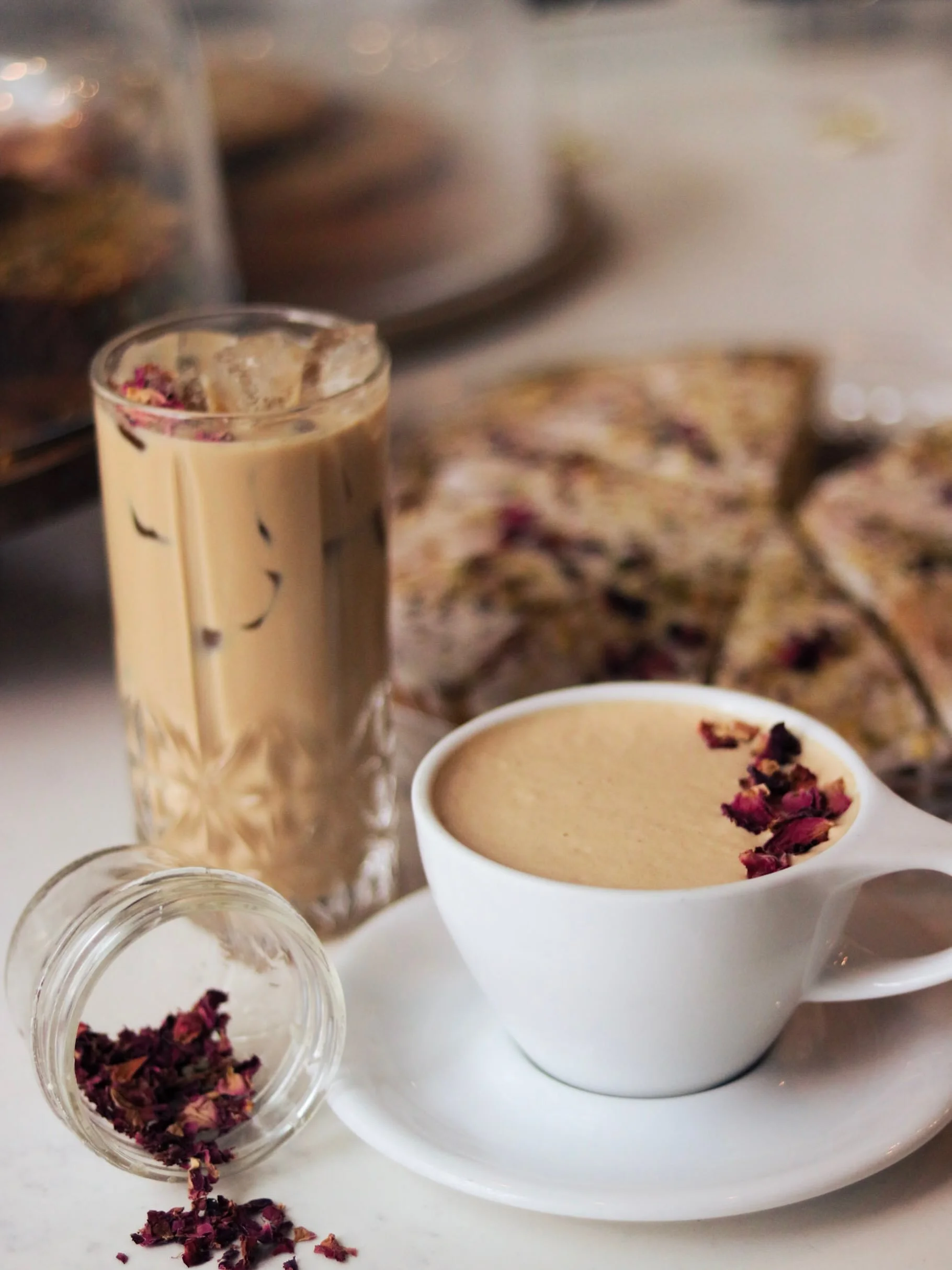 Chilly fall weather calls for a cozy cup of chai! 🍁

Stop by and enjoy classic chai spices mixed with the perfect addition of vanilla and rose in our delicious Rose Masala Chai 🌹