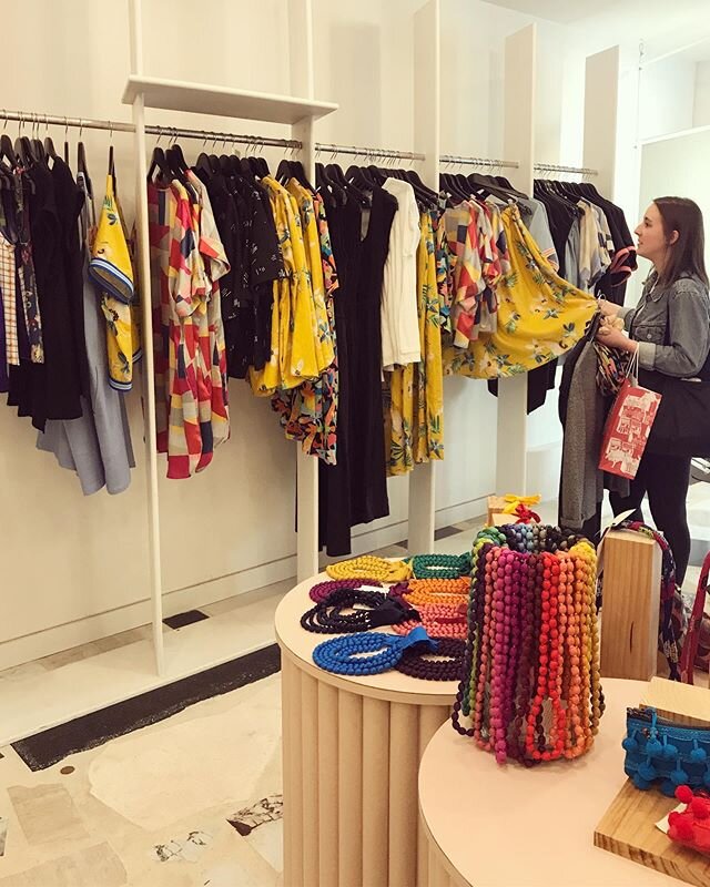 On Saturday we hosted our very first tommie tour right here in the heart of Newtown. Our founder, editor + eco stylist, @nattystylist met with guests from Sydney and the USA to take them on a personalised 'ethical shopping tour' and shared with them 