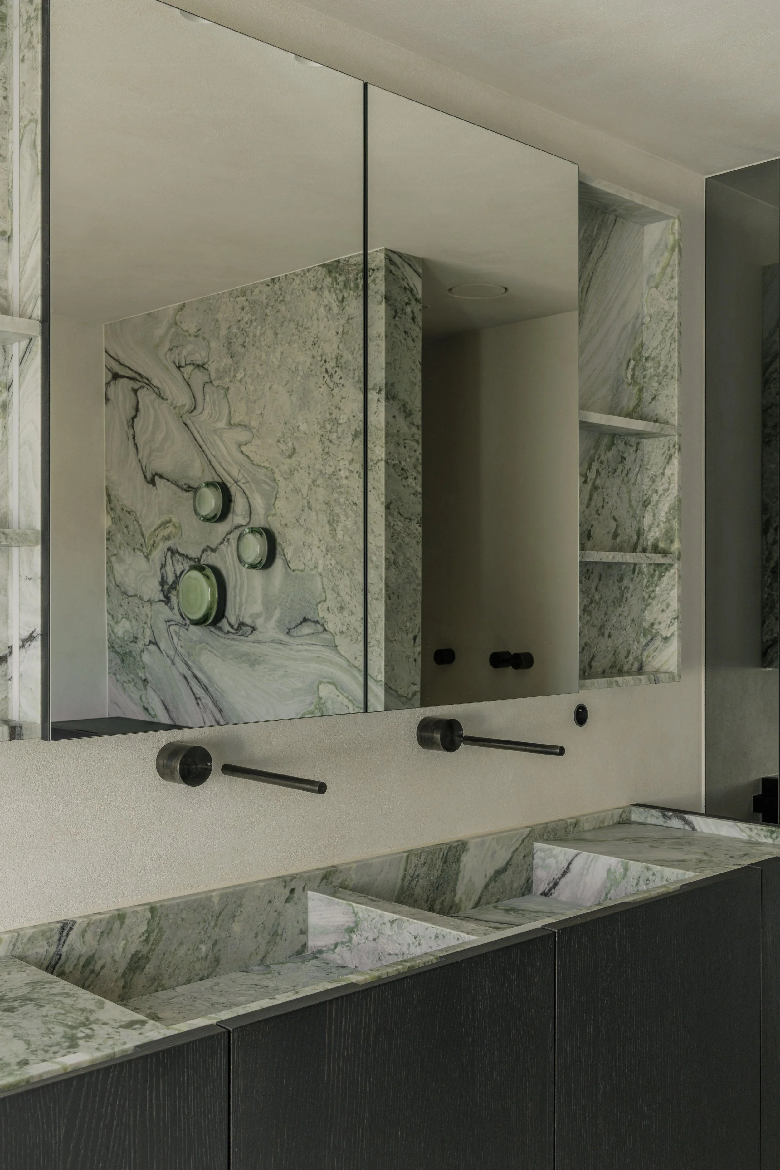 MaximiliaanLefevre_Badkamer_Brugge_LR_007_joachimderous.jpg