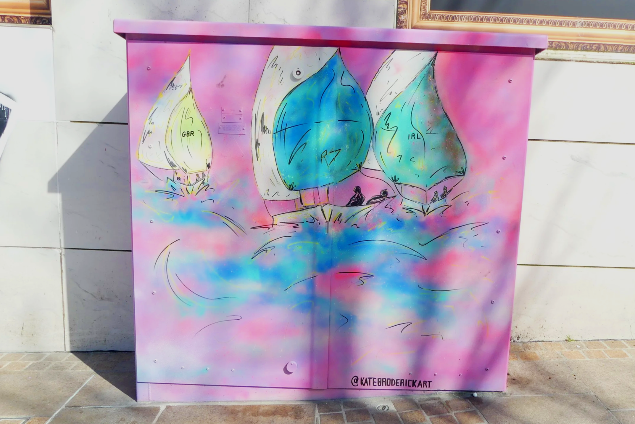Cabinet 3 -  Main Street  "The city shaped by the sea and sails"
