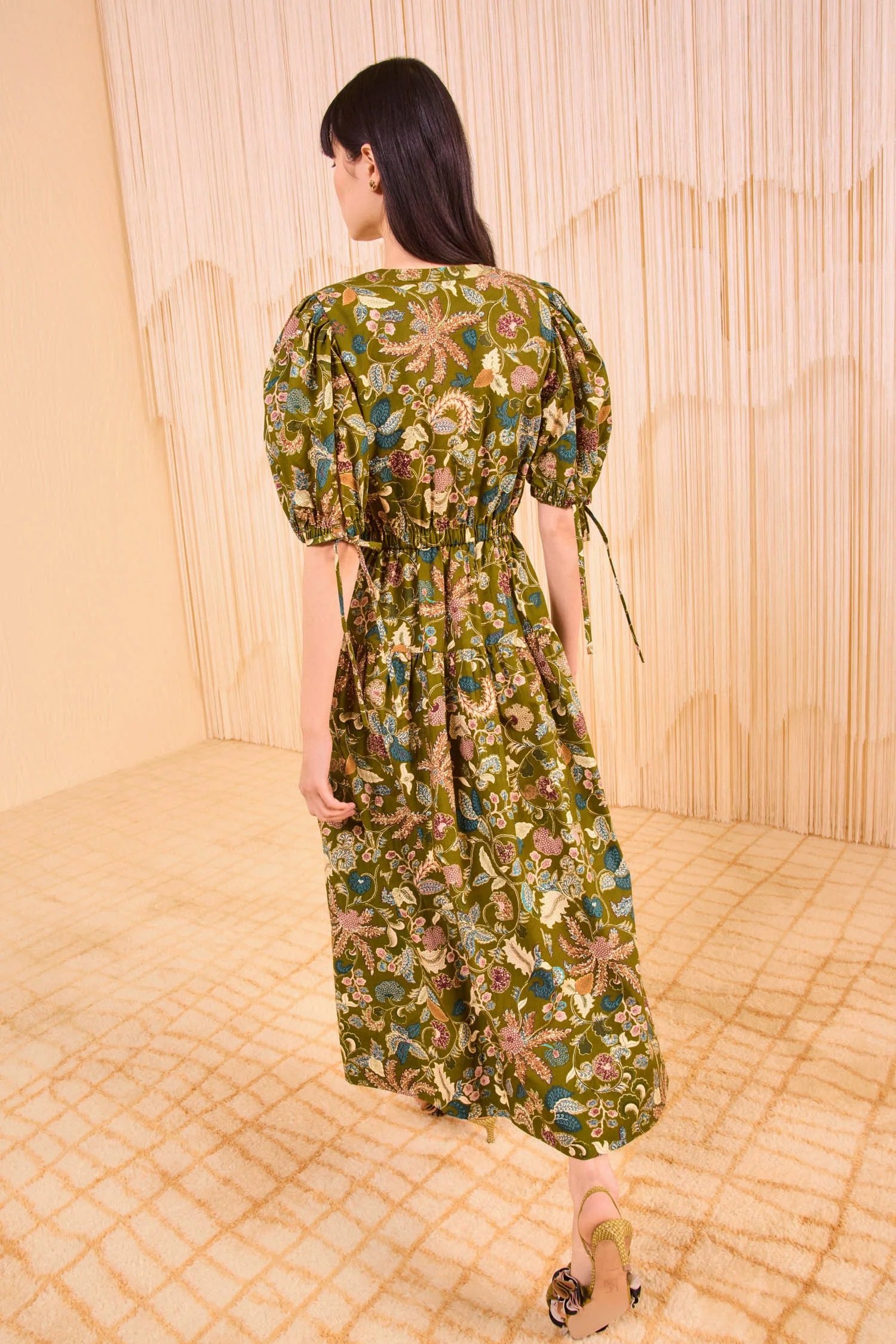 ULLAJOHNSON_AdrianaShortSleeveMidiDress_LICHEN_PF250160_04_v4.jpg