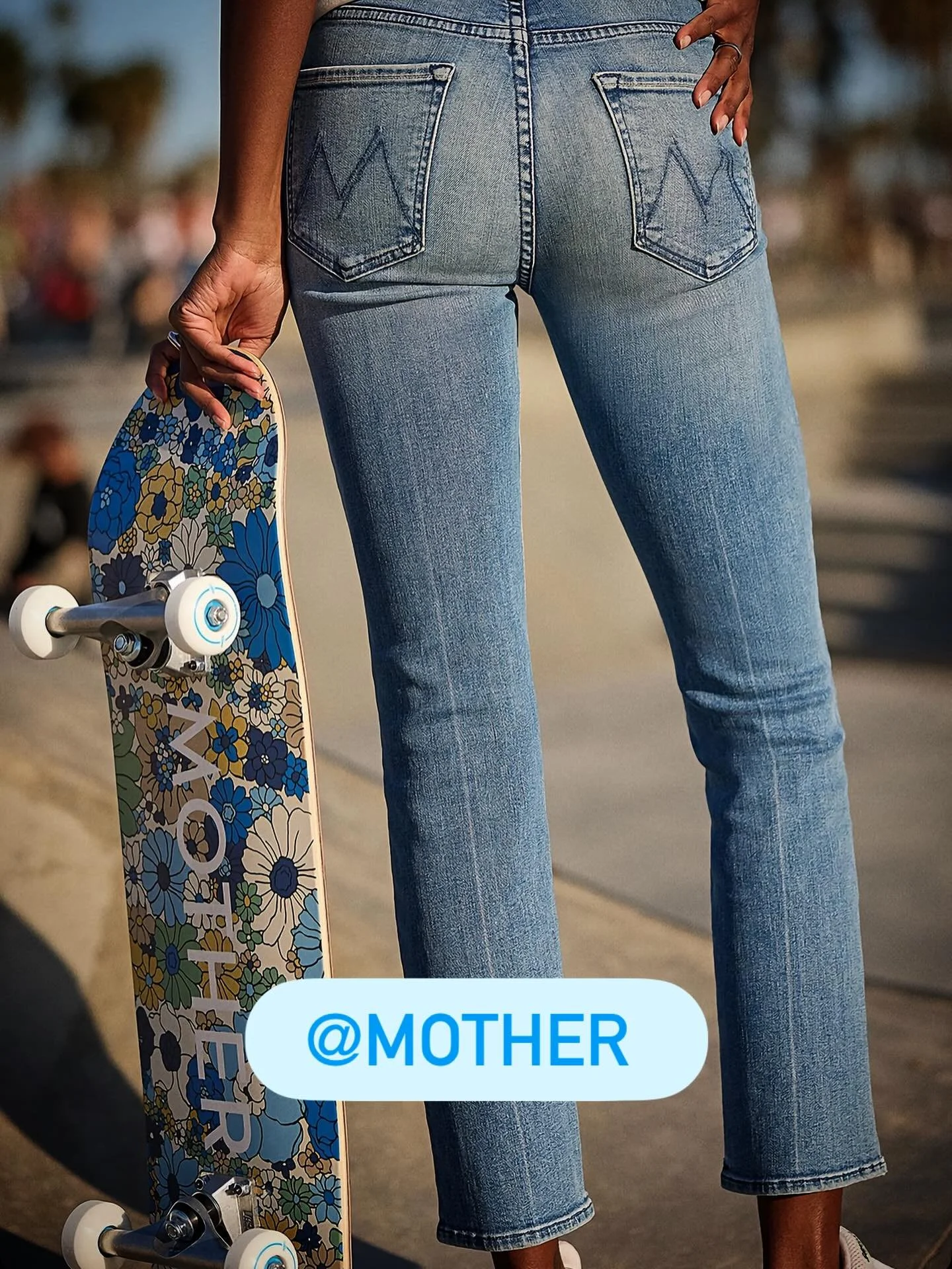Mother lovers 💙 @mother denim #multibrandstorestockholm 💙
